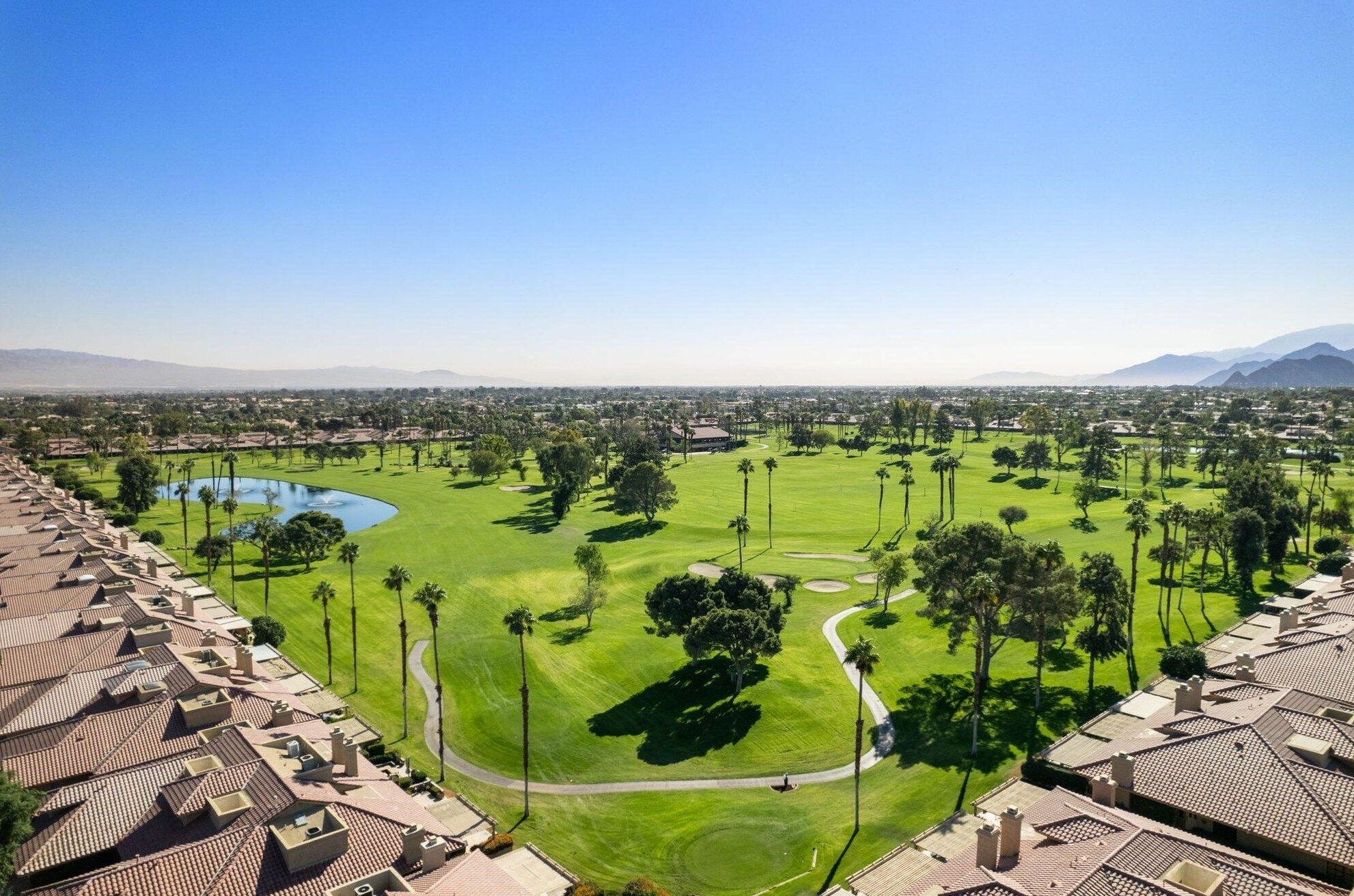 41182 Woodhaven Dr, Palm Desert, CA 92211-8128