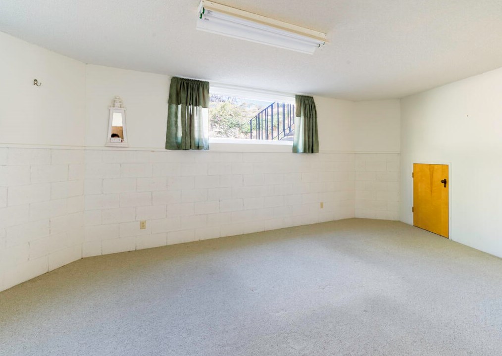 5230 Puente Ct, Yucca Valley CA  92284-2028 exterior
