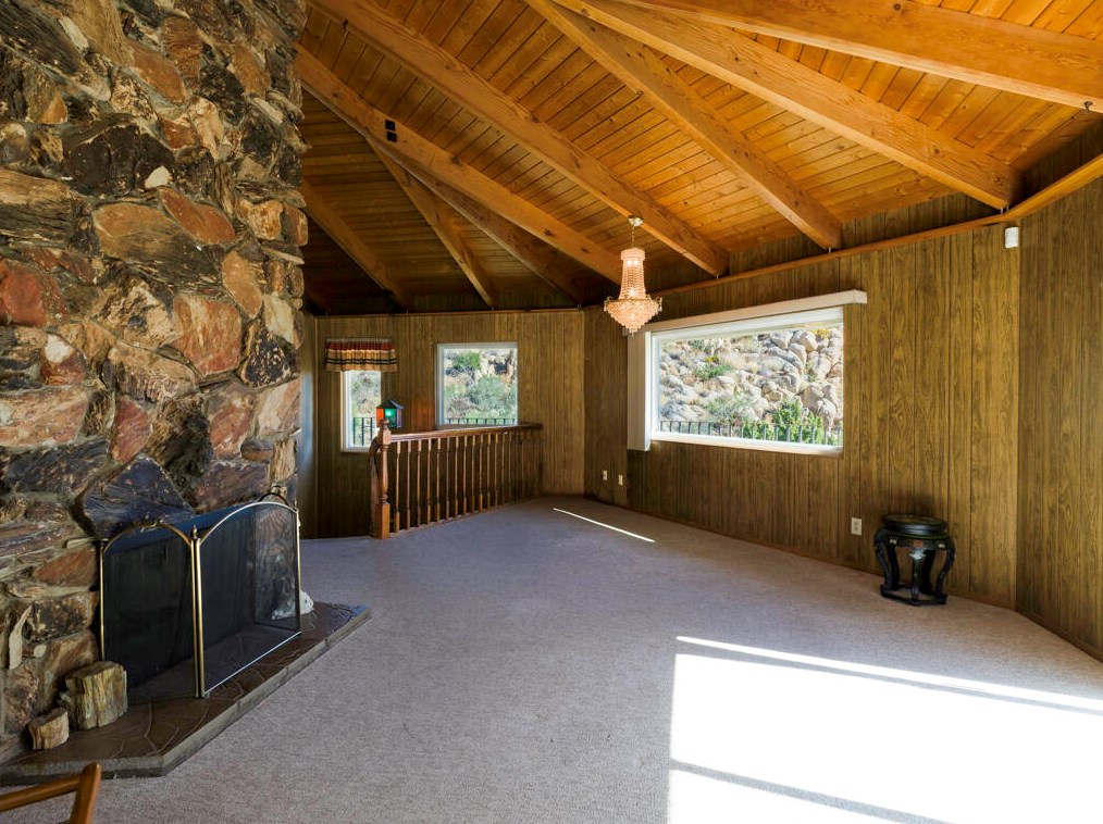 5230 Puente Ct, Yucca Valley CA  92284-2028 exterior