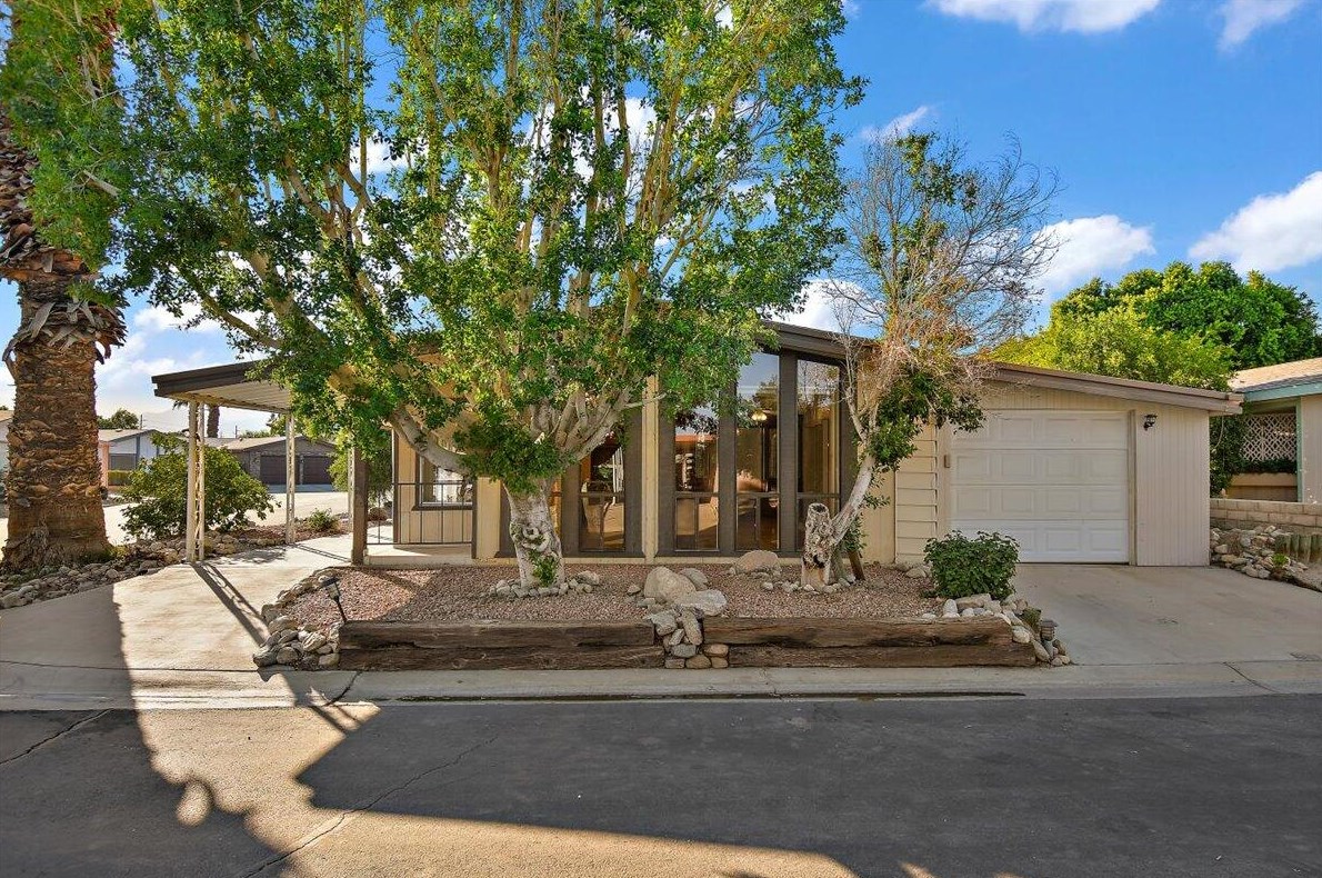 47821 San Salvador, Indio, CA 92201