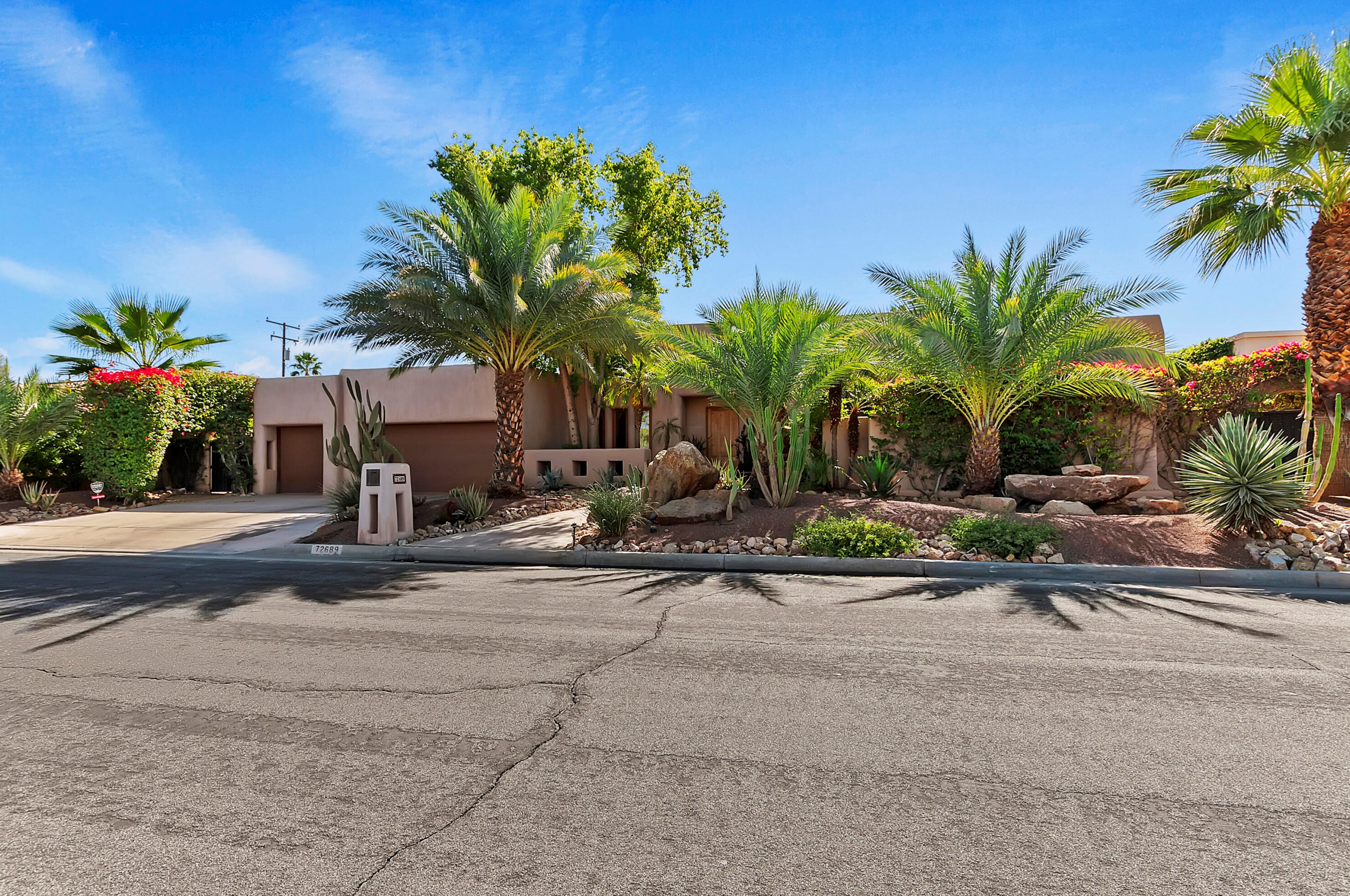 72689 Beavertail St, Palm Desert, CA 92260-3401