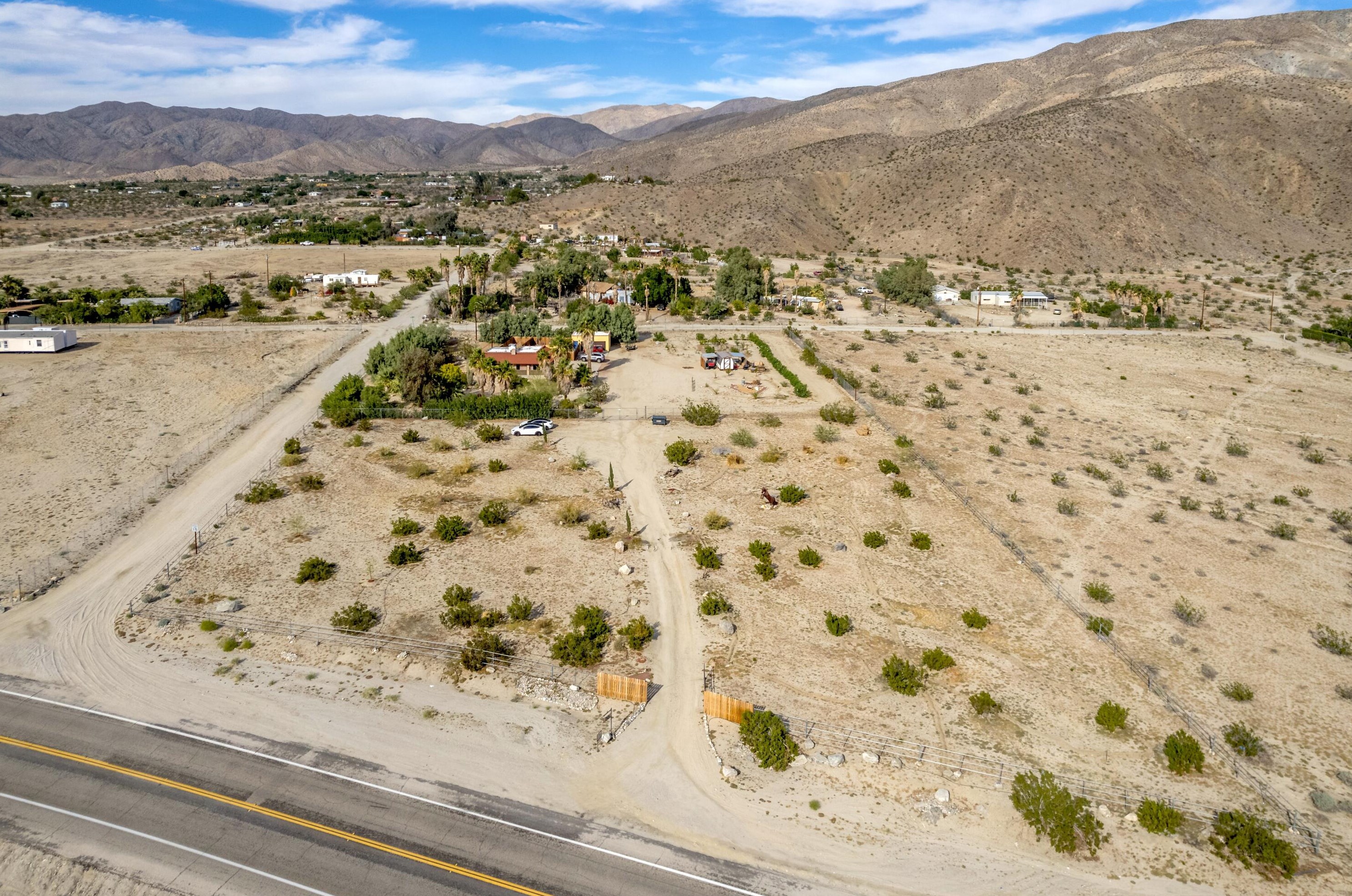 73400 Dillon Rd, Desert Hot Springs CA  92241-7810 exterior