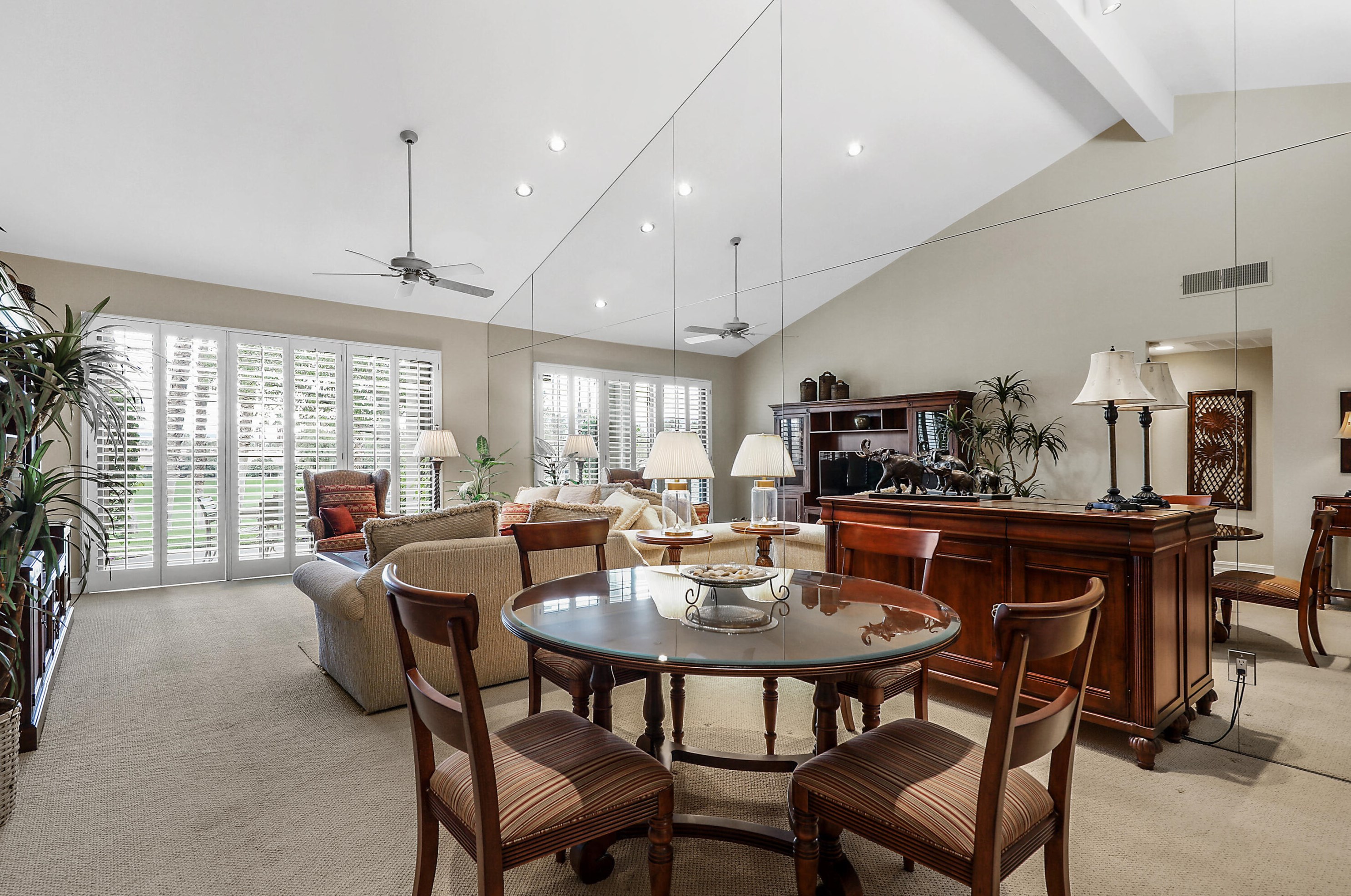 38654 Gladiolus Ln, Palm Desert, CA 92211-5099