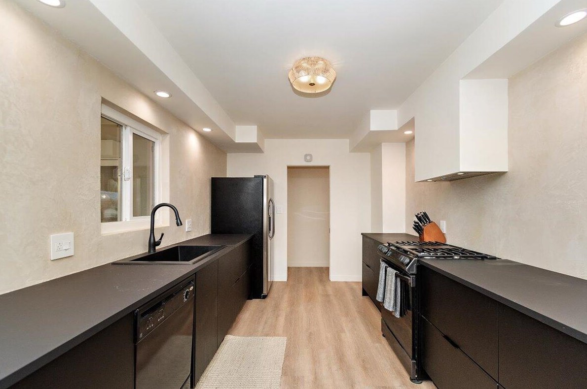 7441 Elata Ave, Yucca Valley CA  92284-3738 exterior