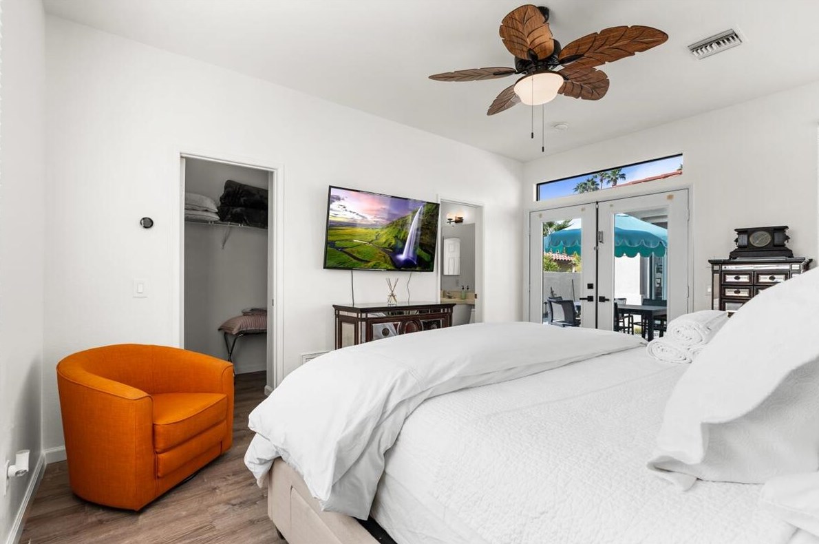 3 San Marino Cir, Rancho Mirage CA  92270-1910 exterior