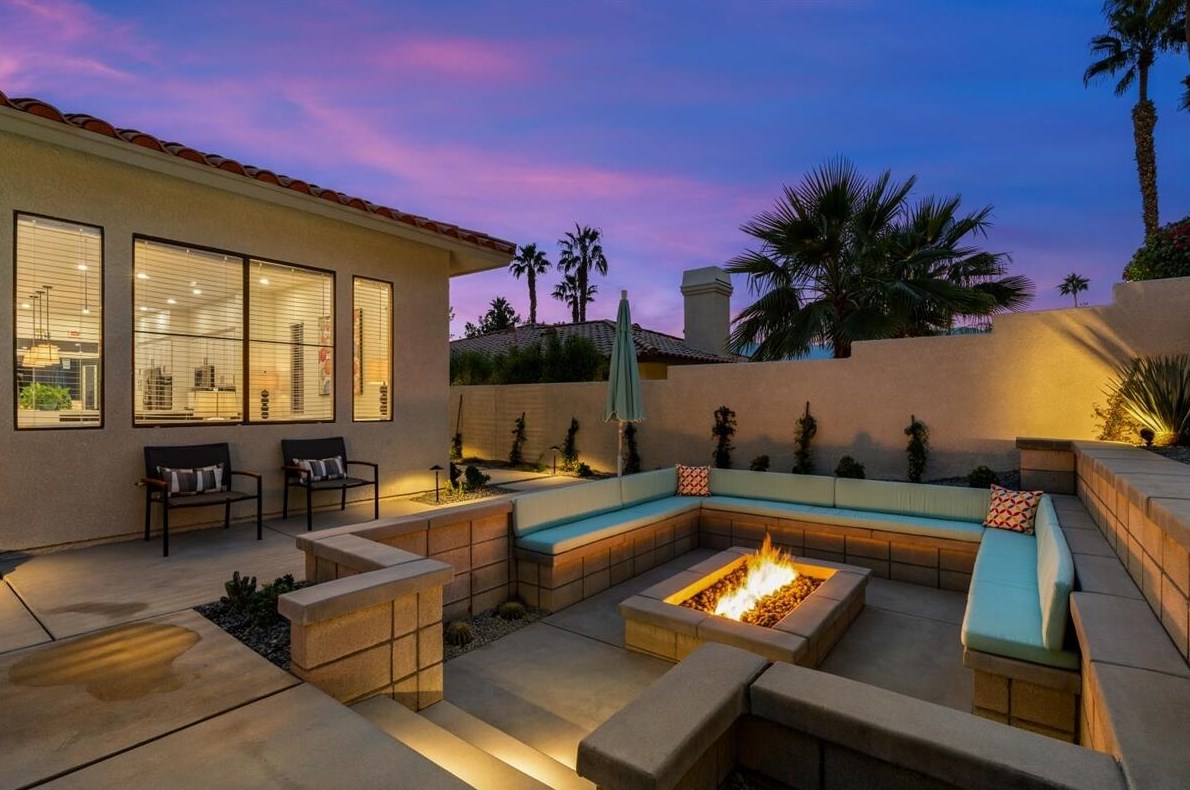 3 San Marino Cir, Rancho Mirage CA  92270-1910 exterior