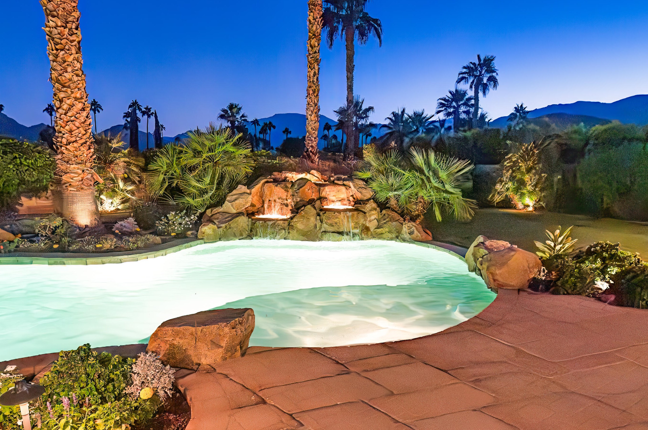 77869 Desert Dr, La Quinta, CA 92253