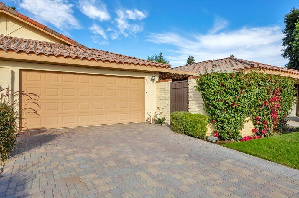 258 Calle Del Verano, Palm Desert, CA 92260-2108