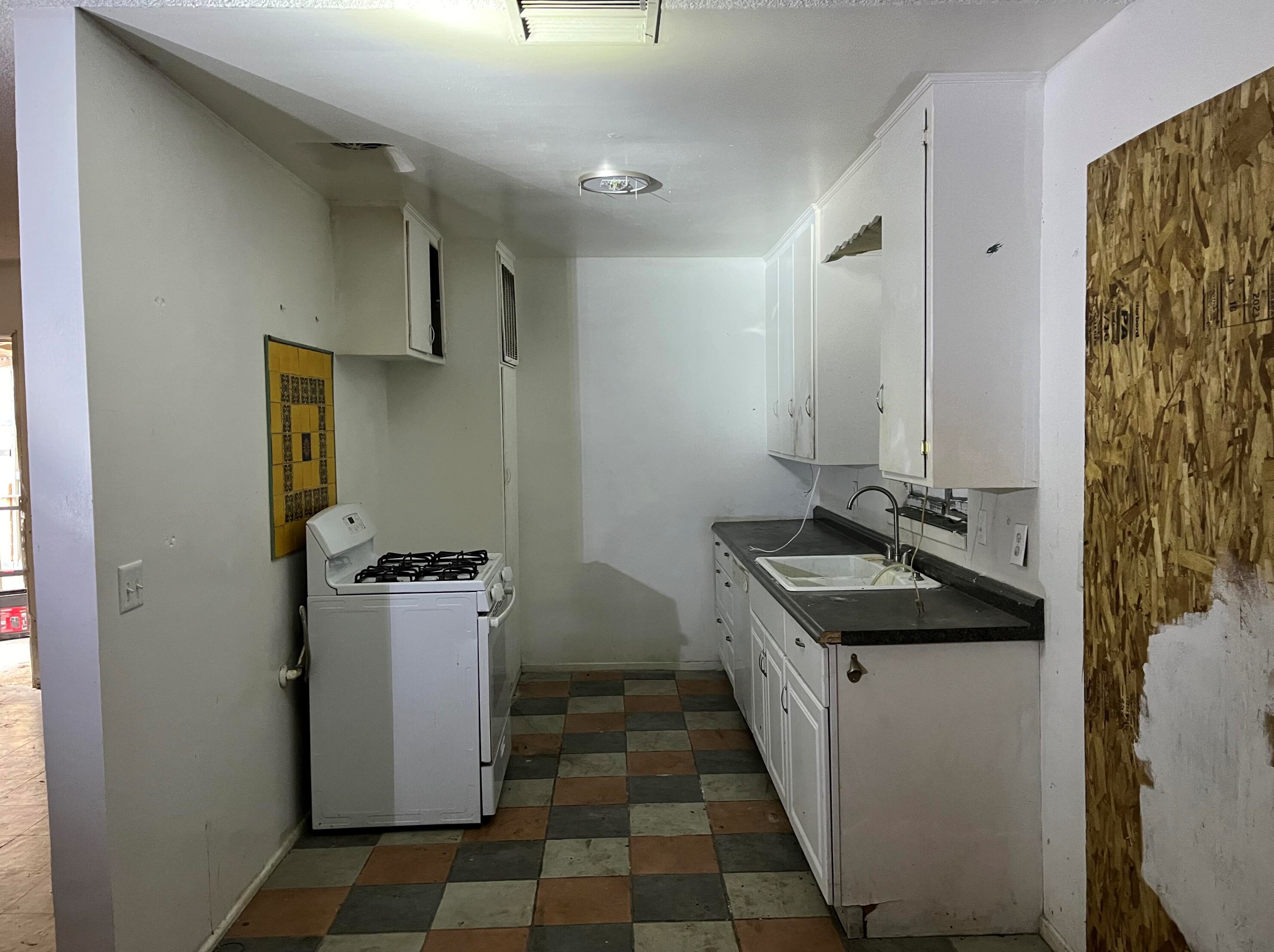 12733 Cactus Dr, Desert Hot Springs, CA 92240