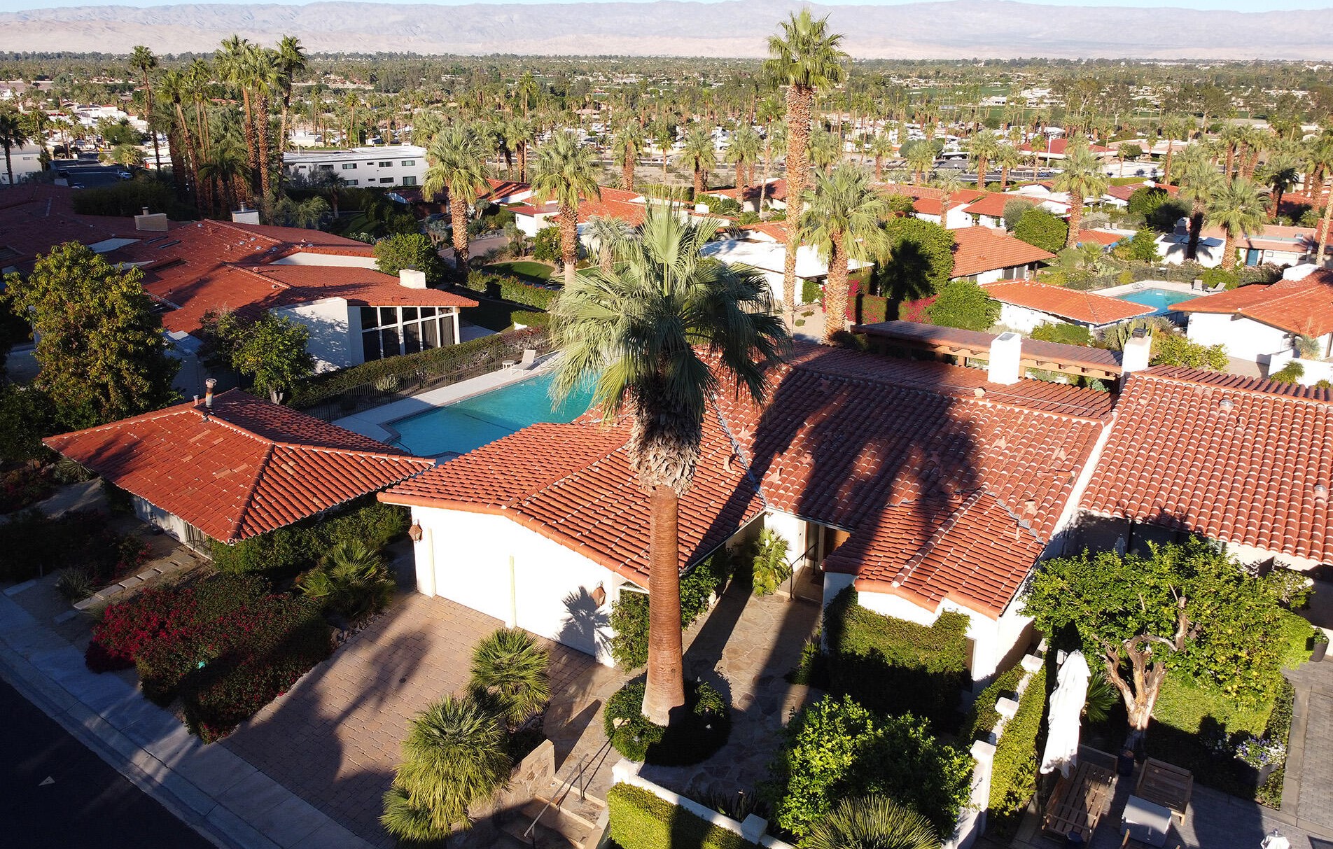 40180 Via Buena Vis, Rancho Mirage, CA 92270-3303