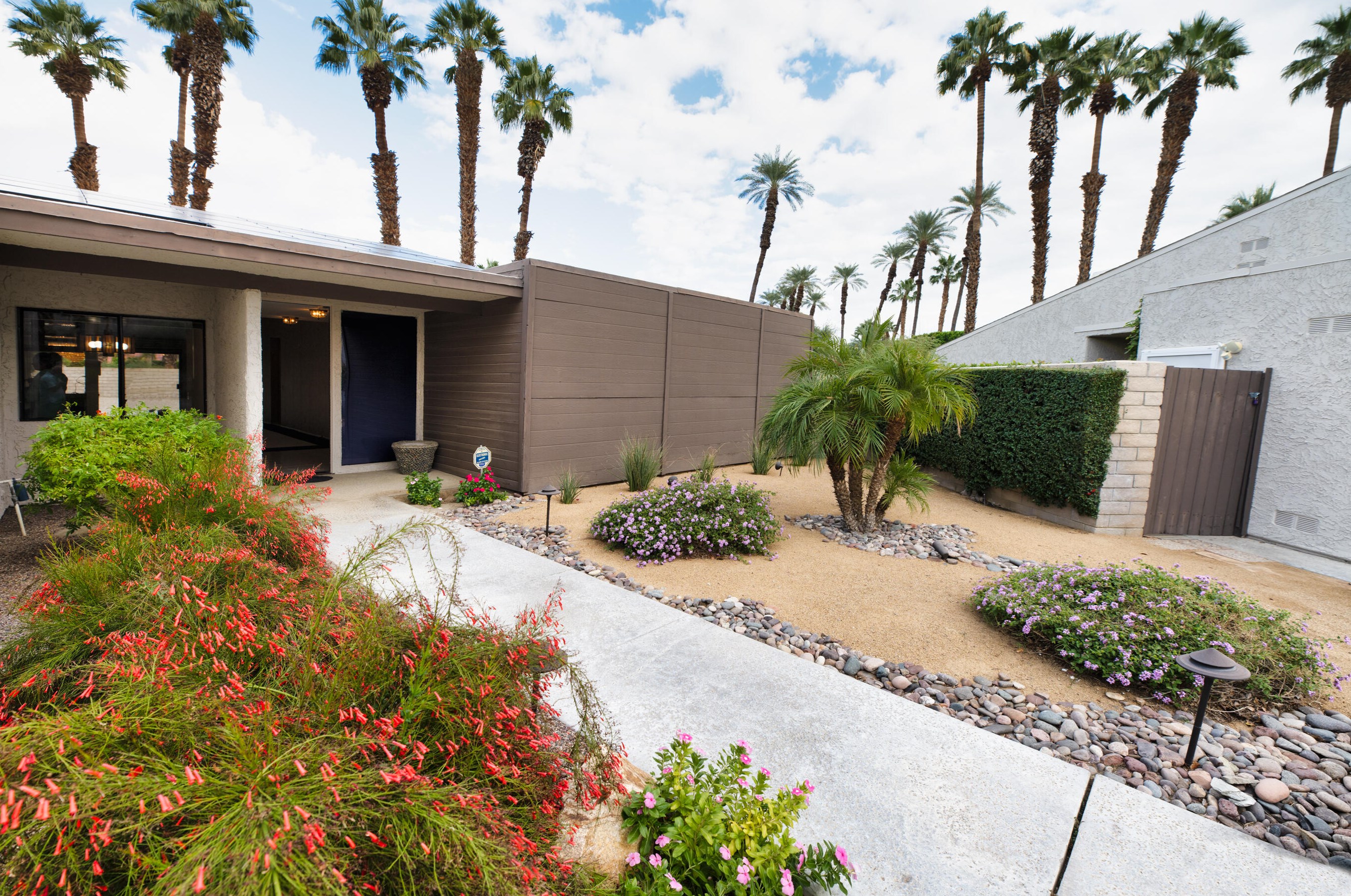 27 Kevin Lee Ln, Rancho Mirage, CA 92270