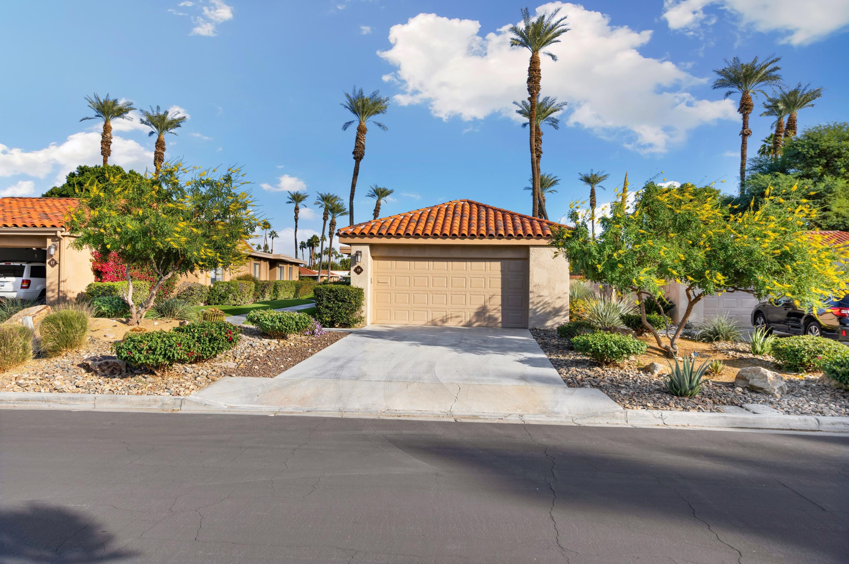 18 Sunrise Dr, Rancho Mirage, CA 92270