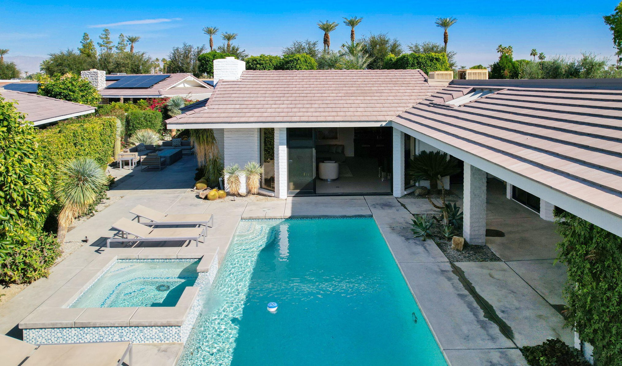 1 Windemere Ct, Rancho Mirage, CA 92270-2592