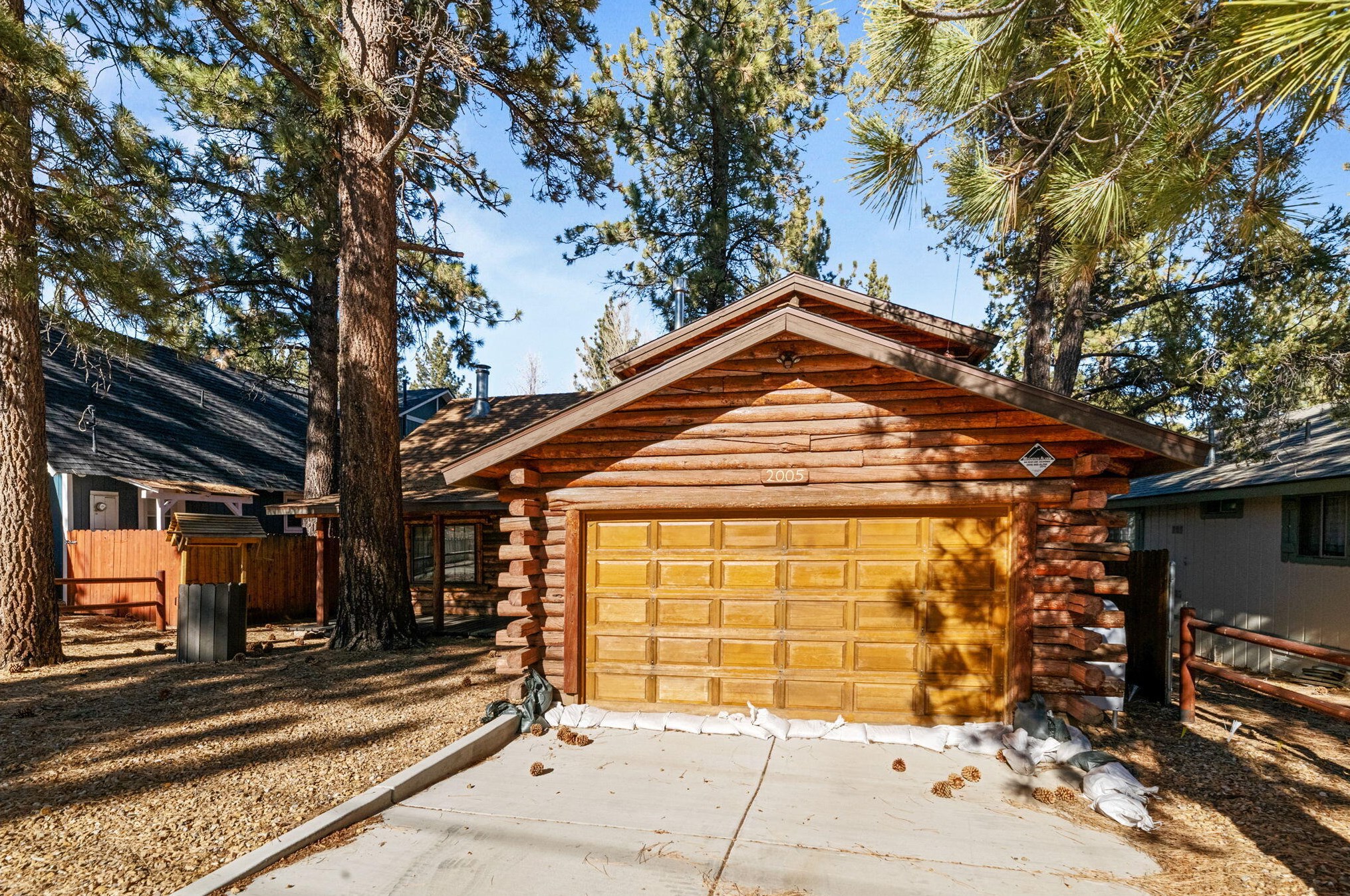 2005 Shady Ln, Big Bear City, CA 92314