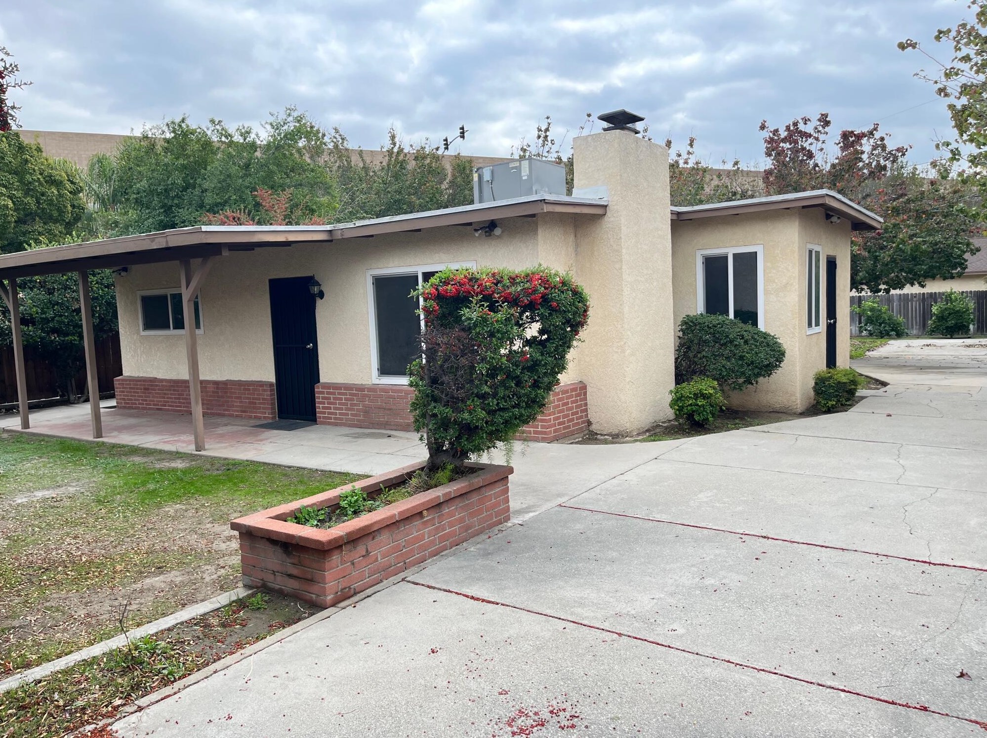 1637 Porter St, San Bernardino, CA 92407