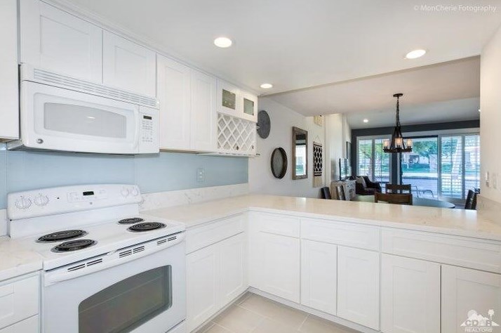 15 Torremolinos Dr, Rancho Mirage CA  92270-4838 exterior