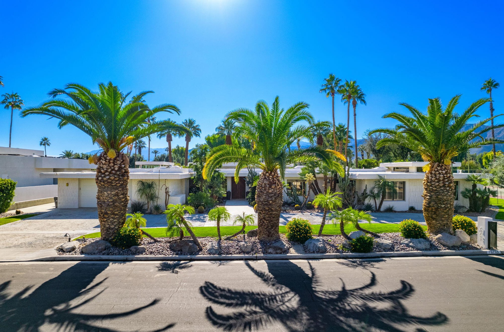 70755 Tamarisk Ln, Rancho Mirage, CA 92270-2322