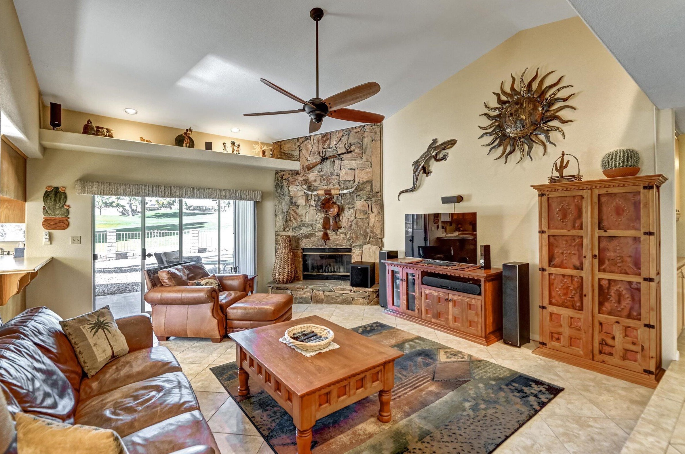 8771 Clubhouse Blvd, Desert Hot Springs, CA 92240