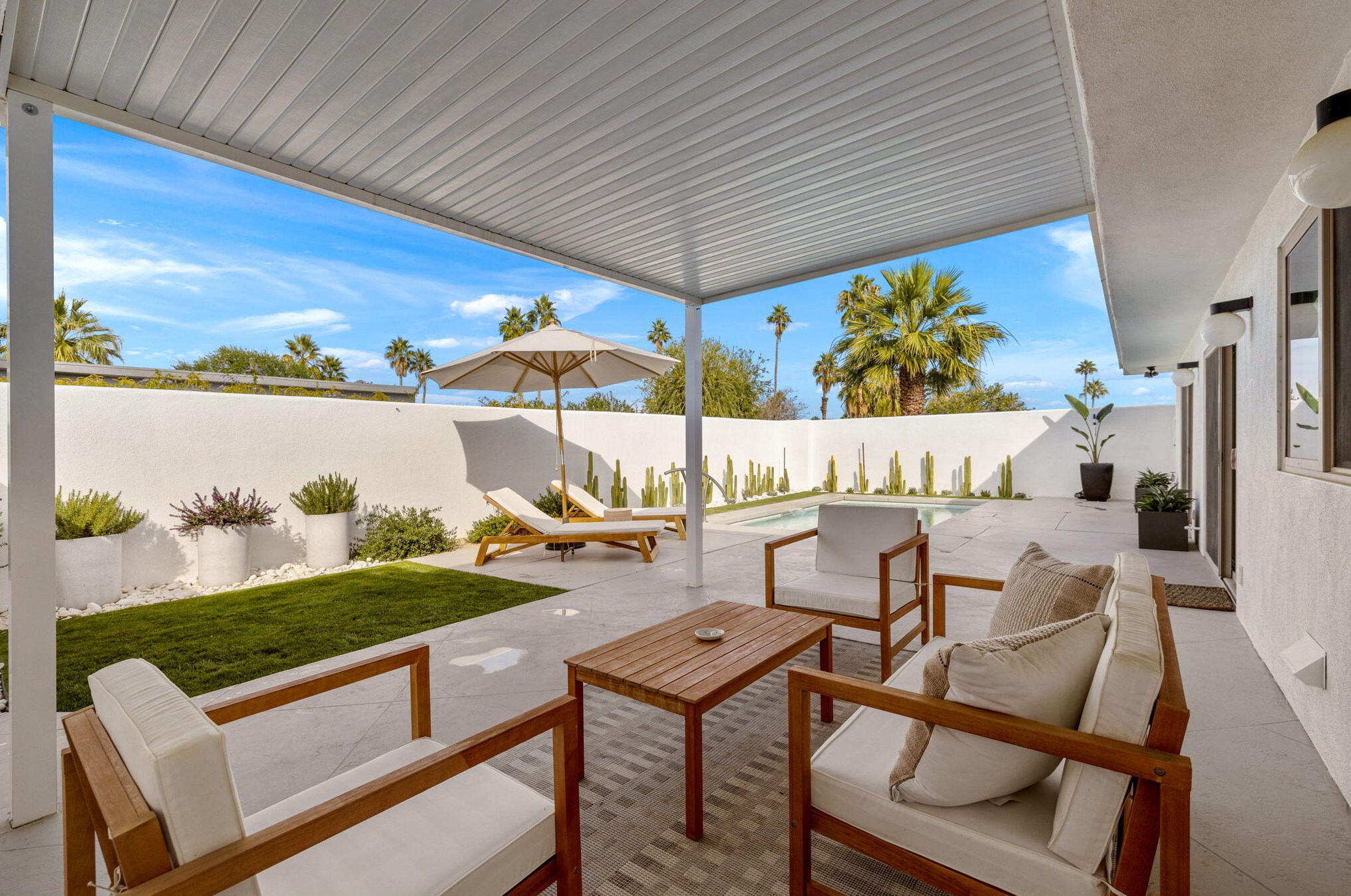 47946 Silver Spur Trl, Palm Desert CA  92260-6117 exterior