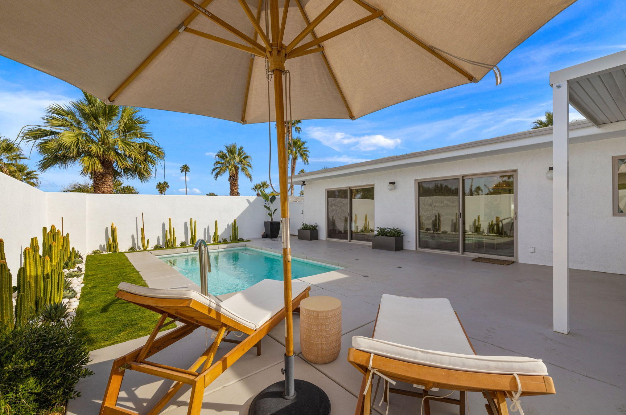 47946 Silver Spur Trl, Palm Desert CA  92260-6117 exterior