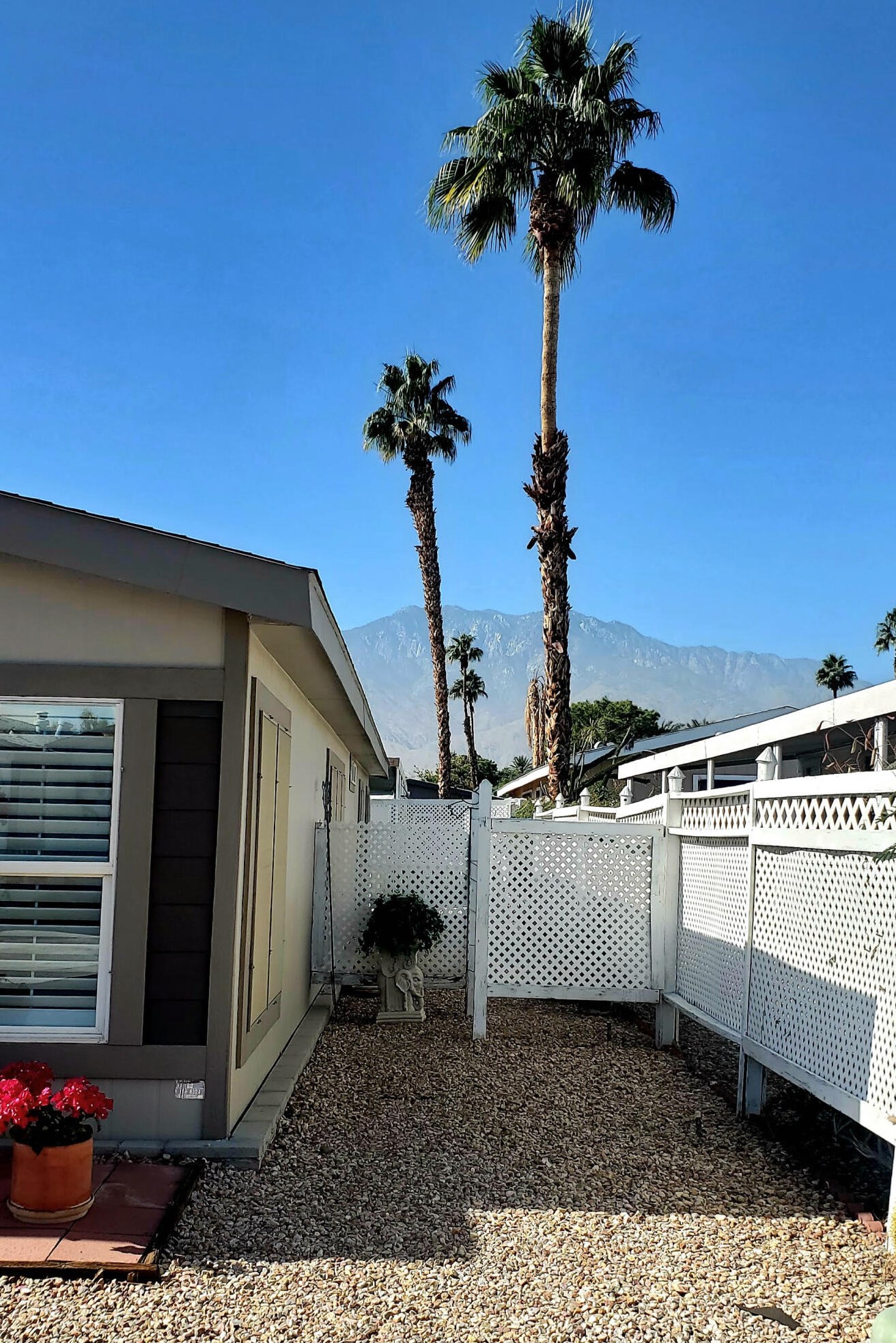 133 Hester Dr, Cathedral City, CA 92234