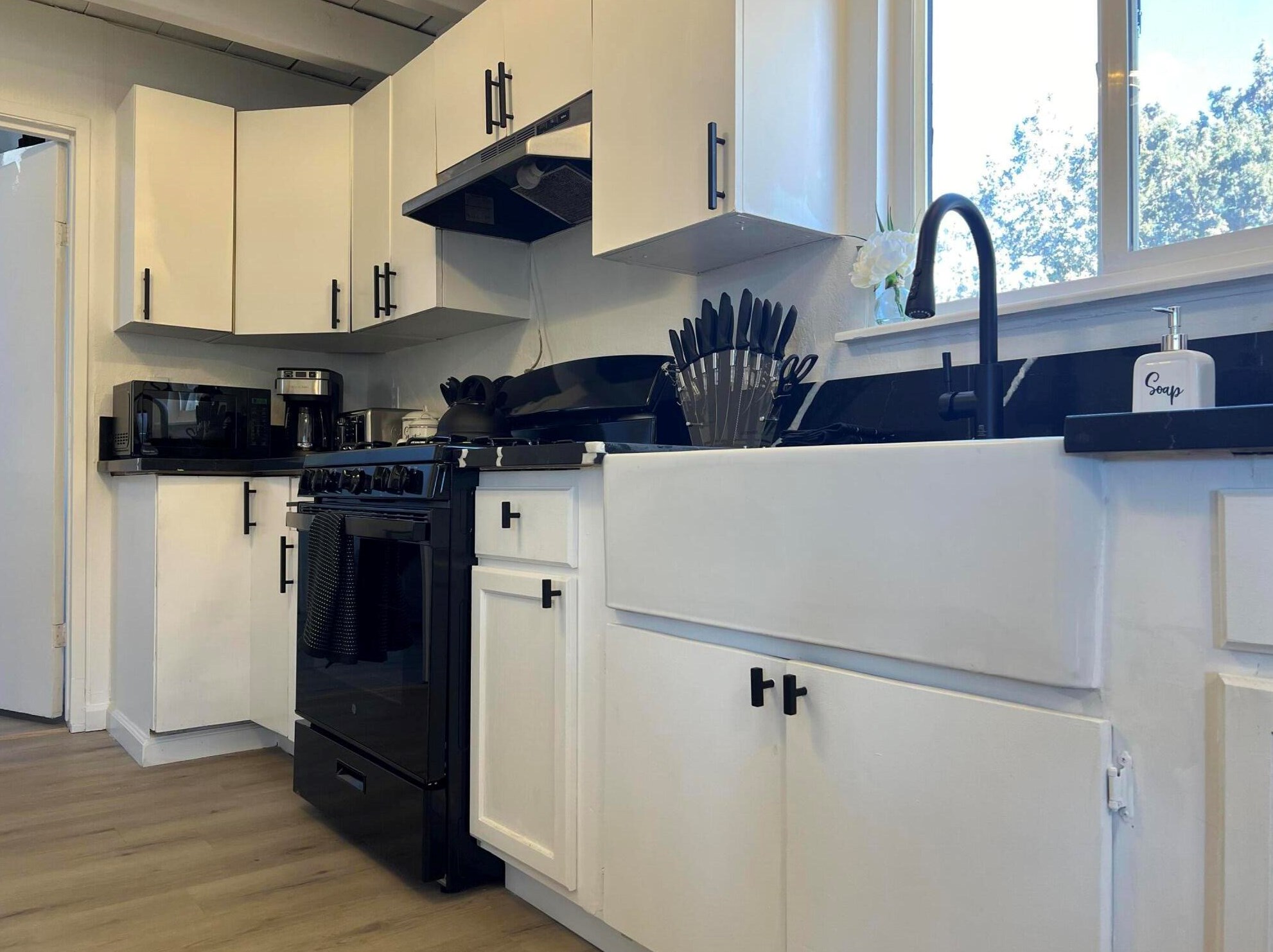 2149 1st Ln, Big Bear City CA  92314-9321 exterior