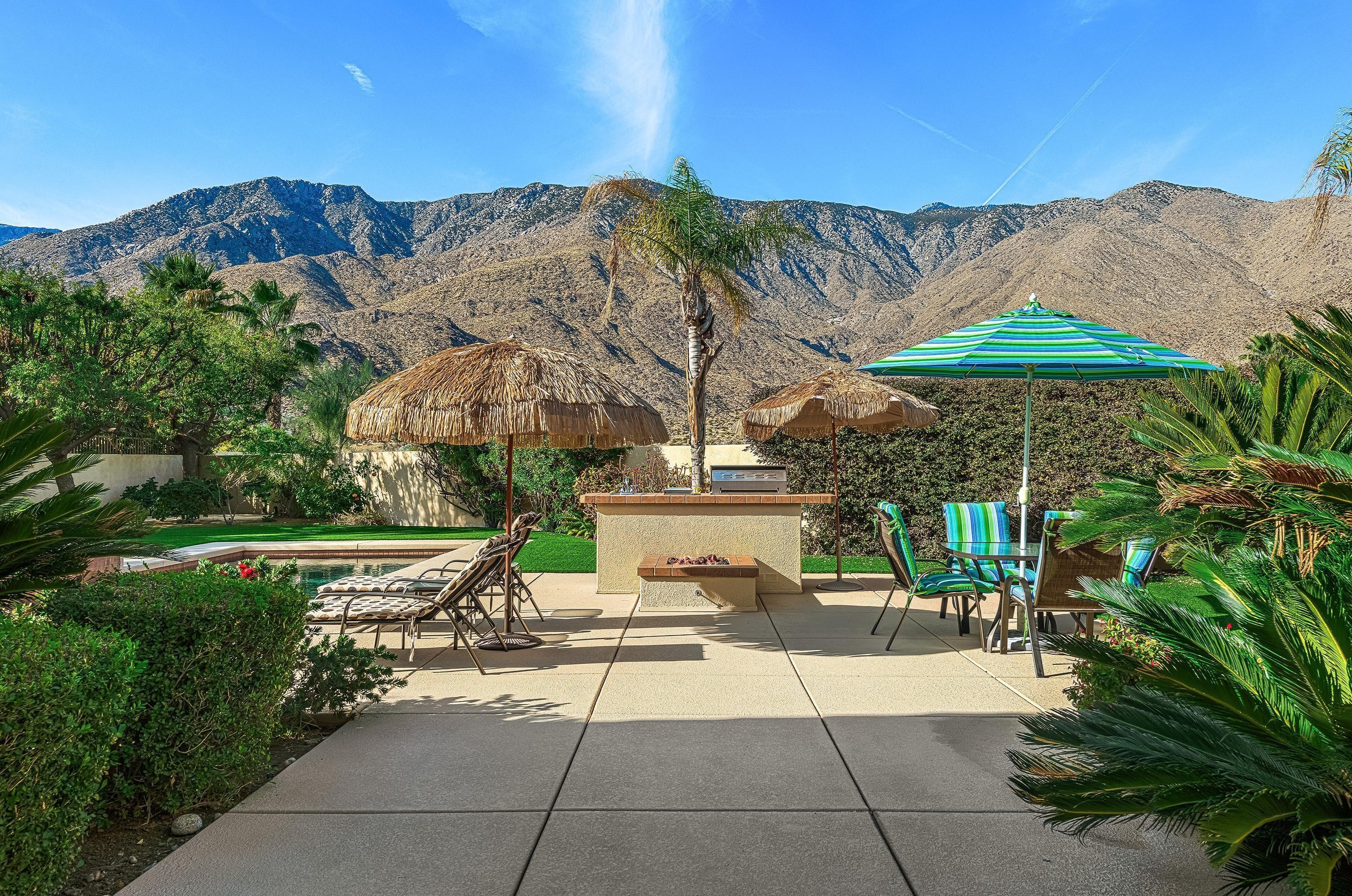 225 Bogert Trl, Palm Springs, CA 92264-9661