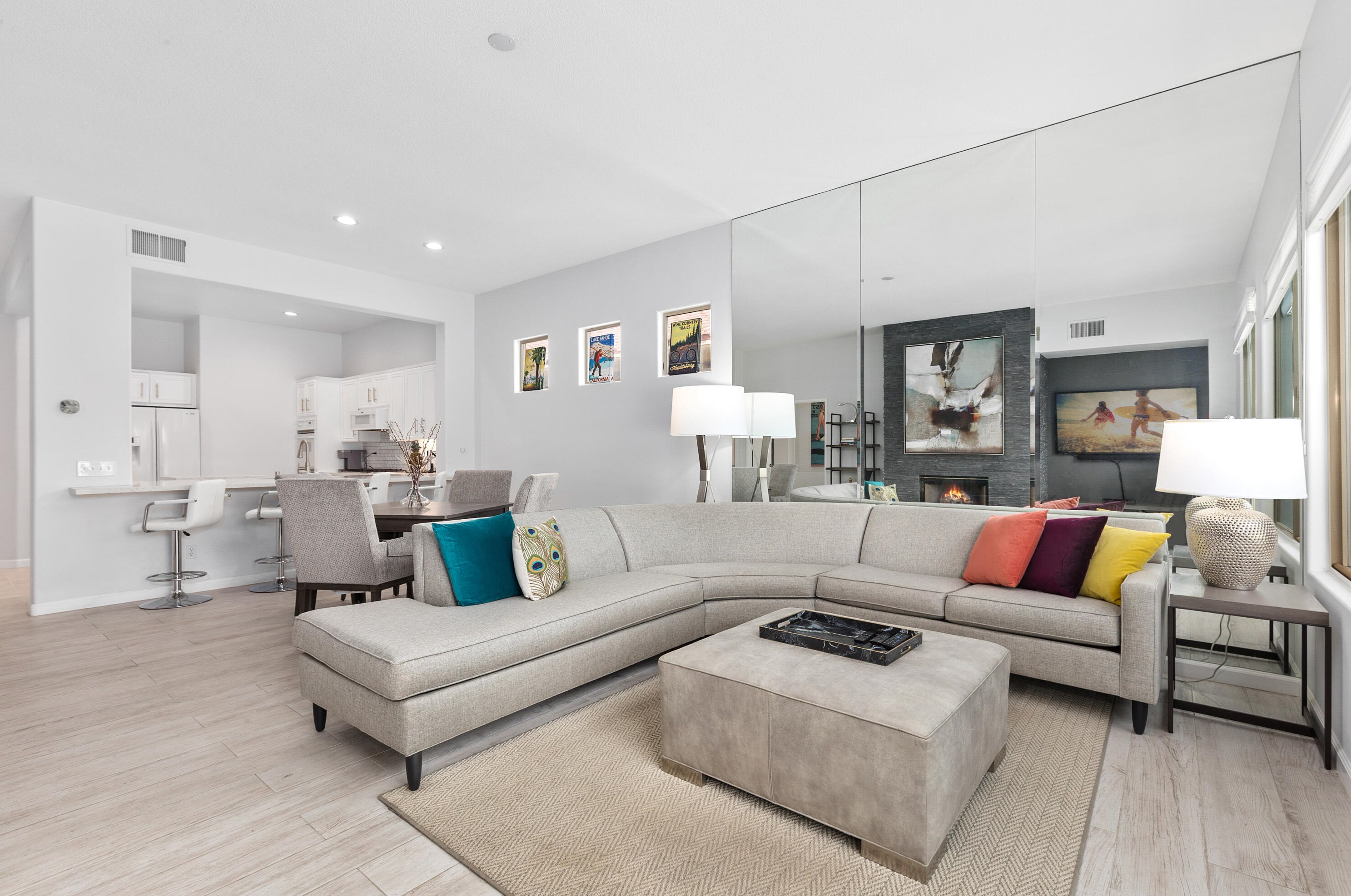 166 Kavenish Dr, Rancho Mirage CA  92270-3244 exterior