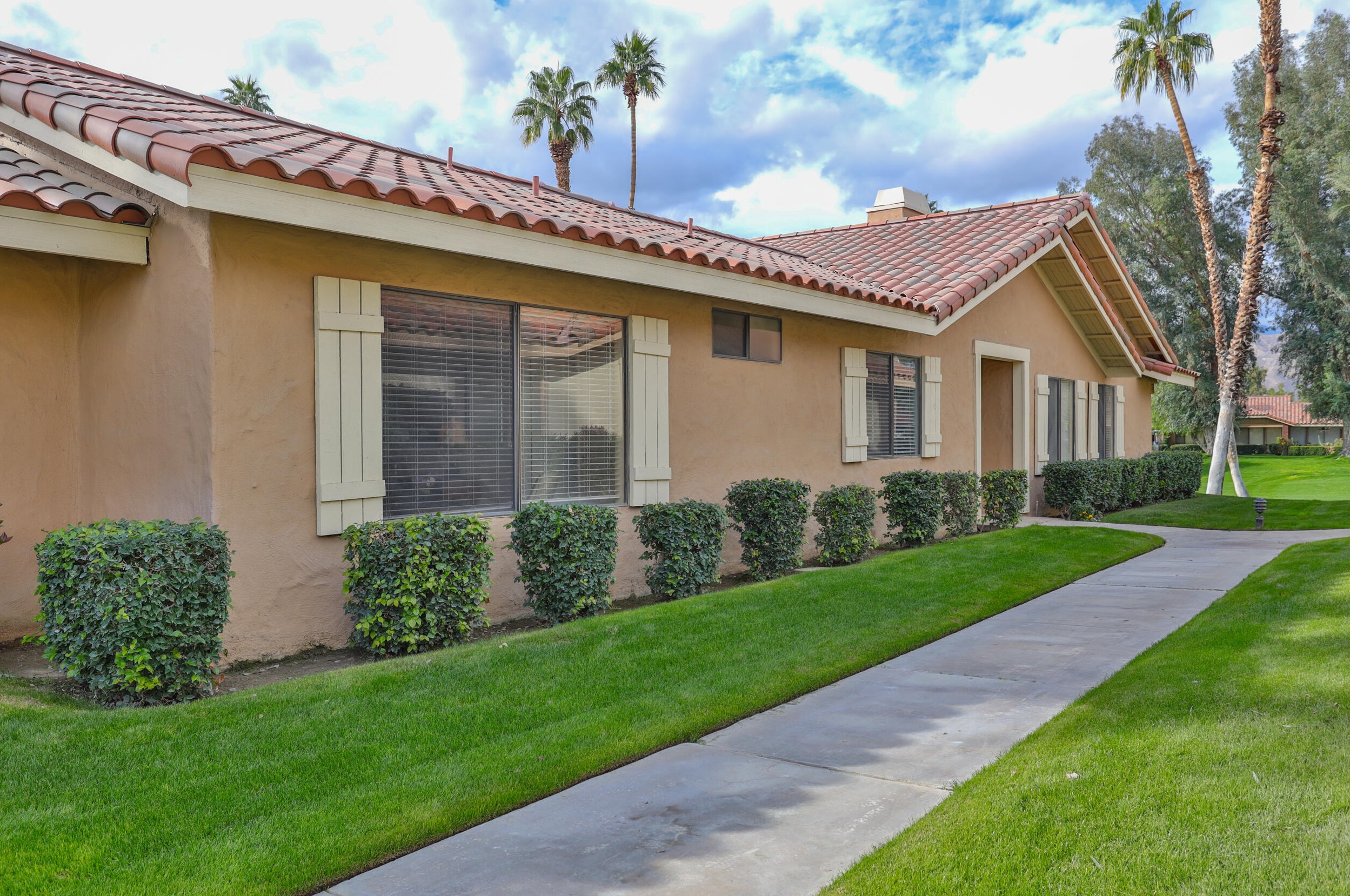 263 Santa Barbara Cir, Palm Desert, CA 92260