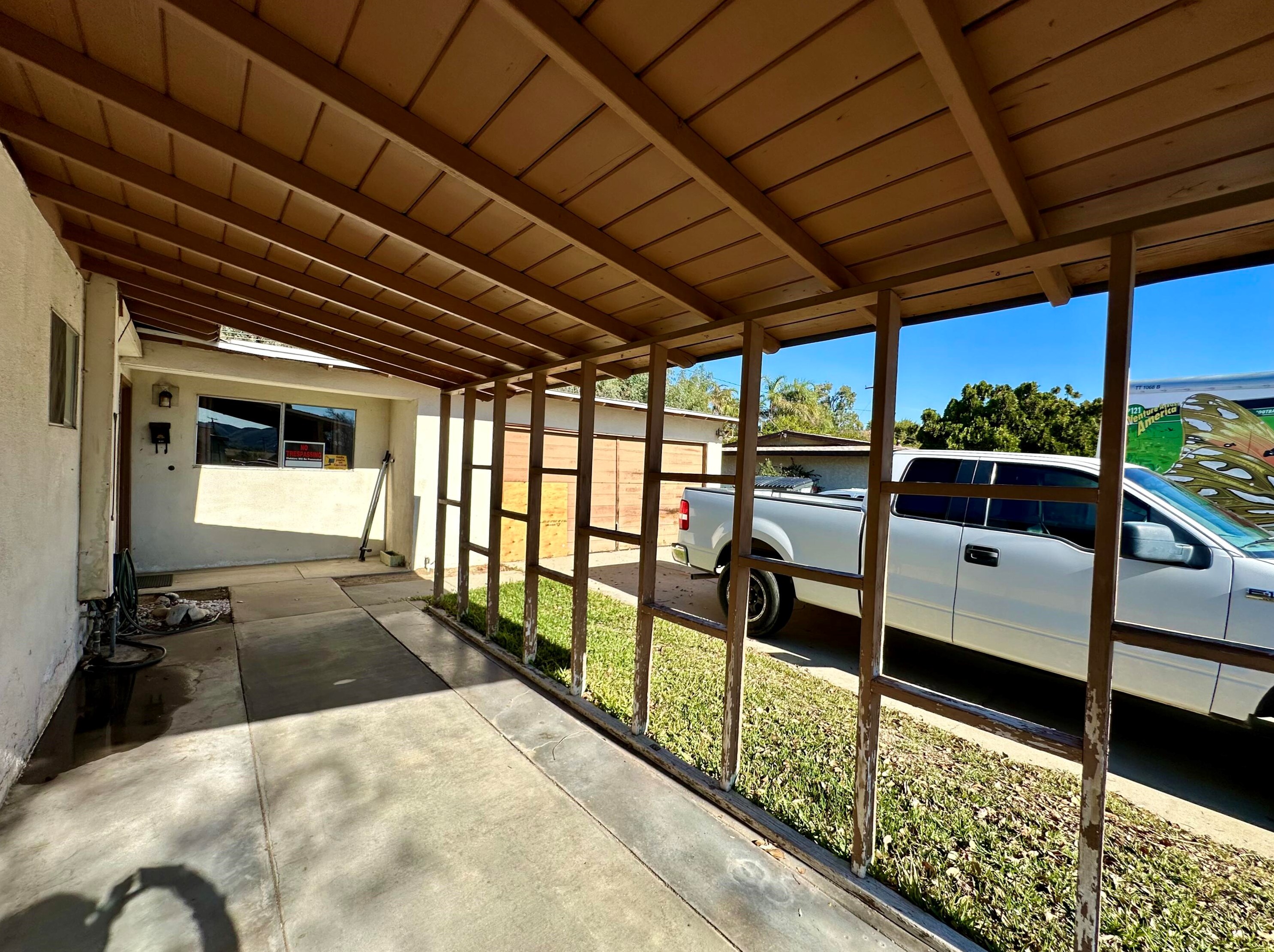 830 Sequoia St W, San Bernardino, CA 92407