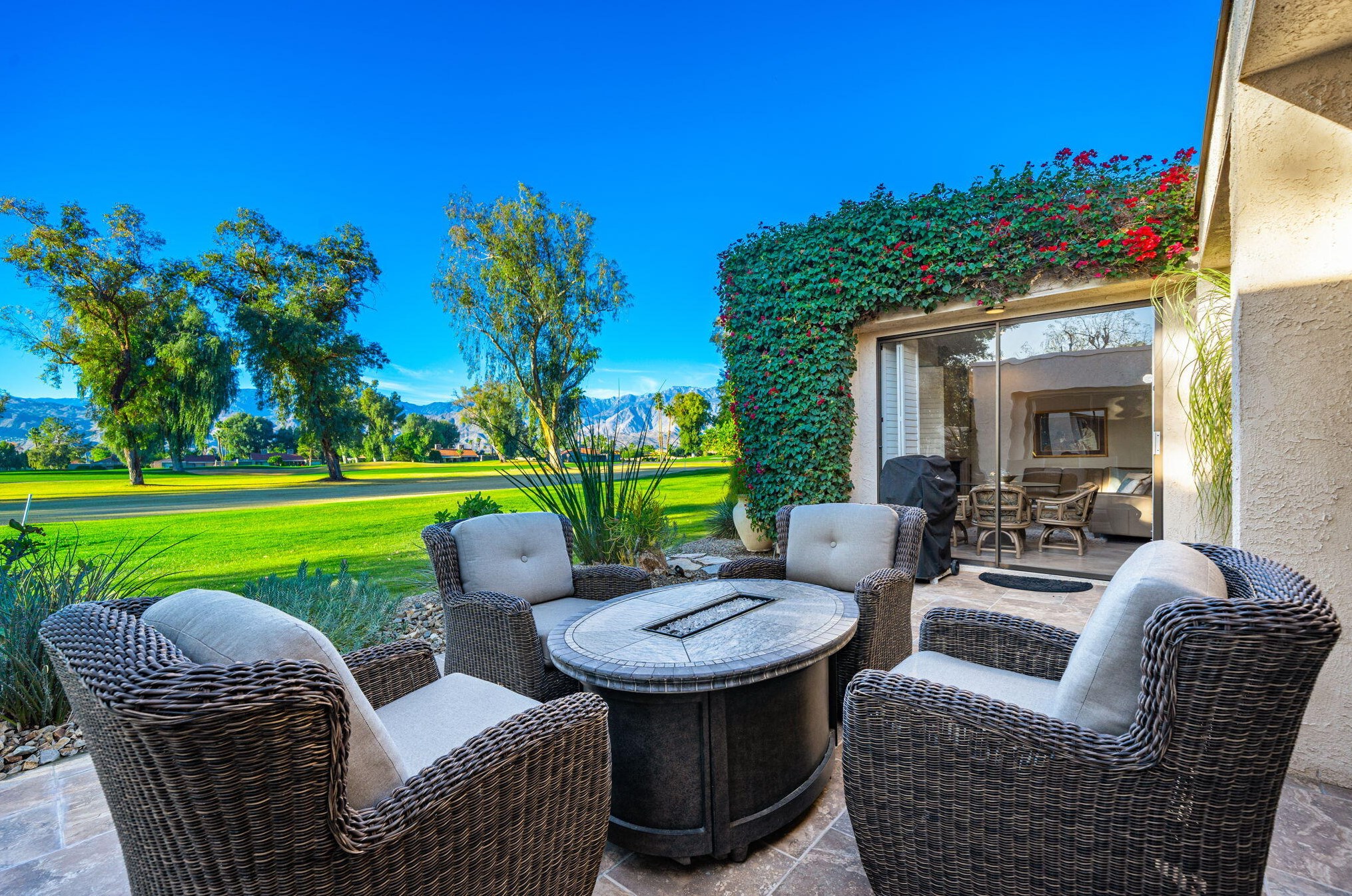 634 Hospitality Dr, Rancho Mirage, CA 92270