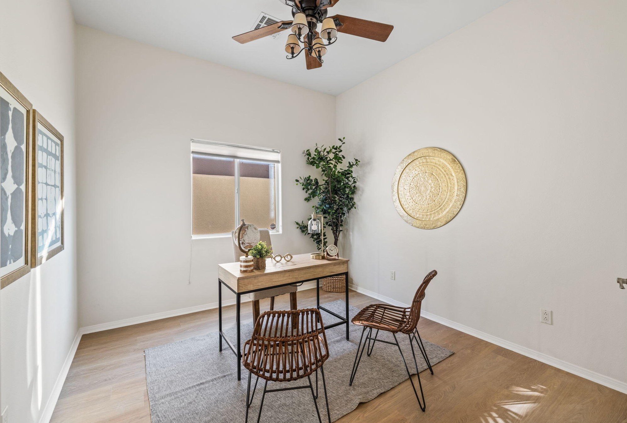 54450 Avenida Alvarado, La Quinta CA  92253-3690 exterior