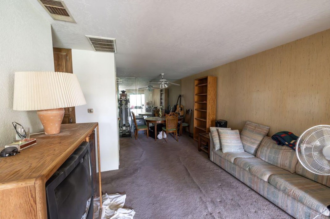 680 N Ashurst Ct #i-109, Palm Springs, CA 92262