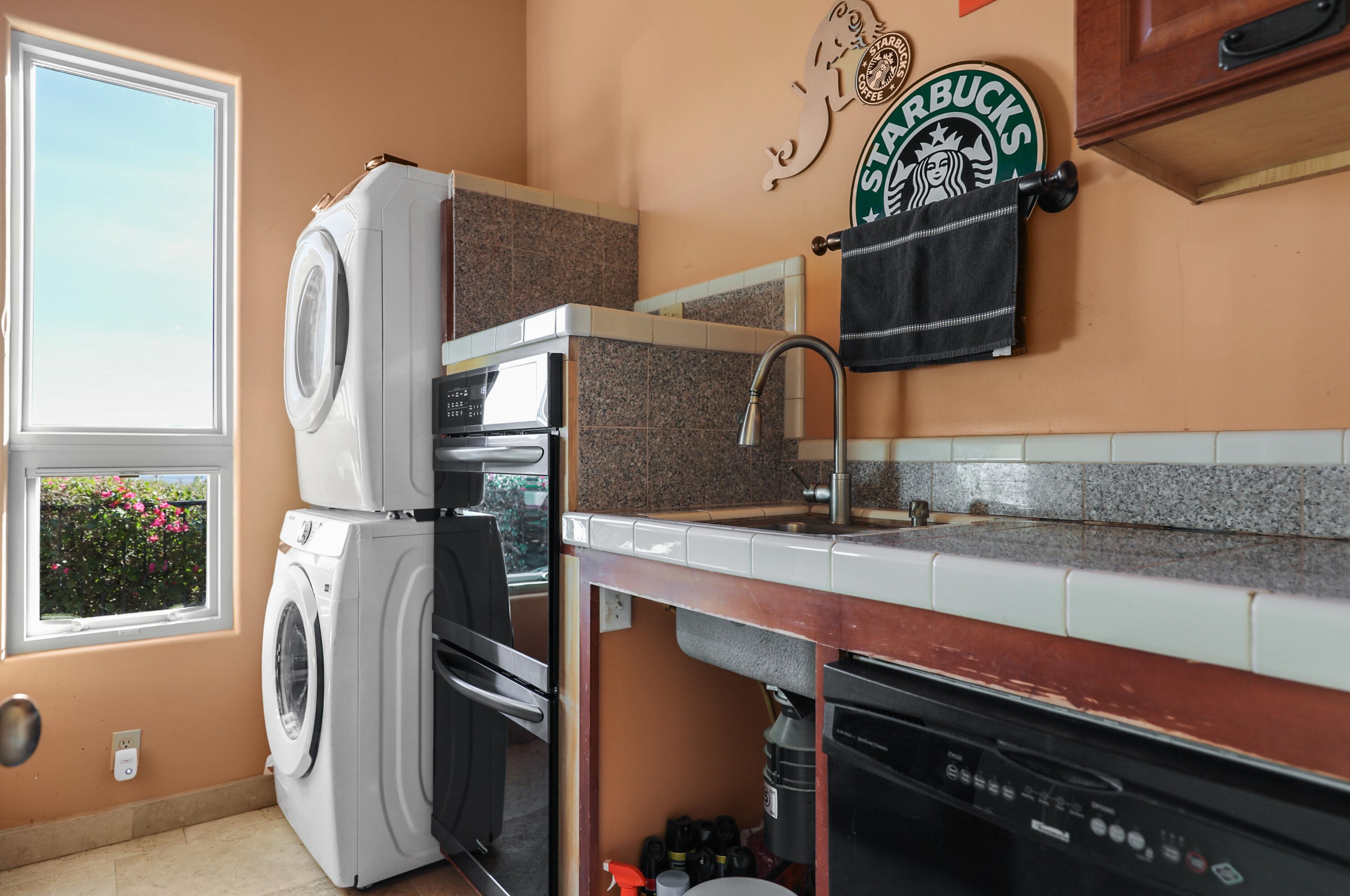 12463 Redbud Rd, Desert Hot Springs CA  92240-4346 exterior