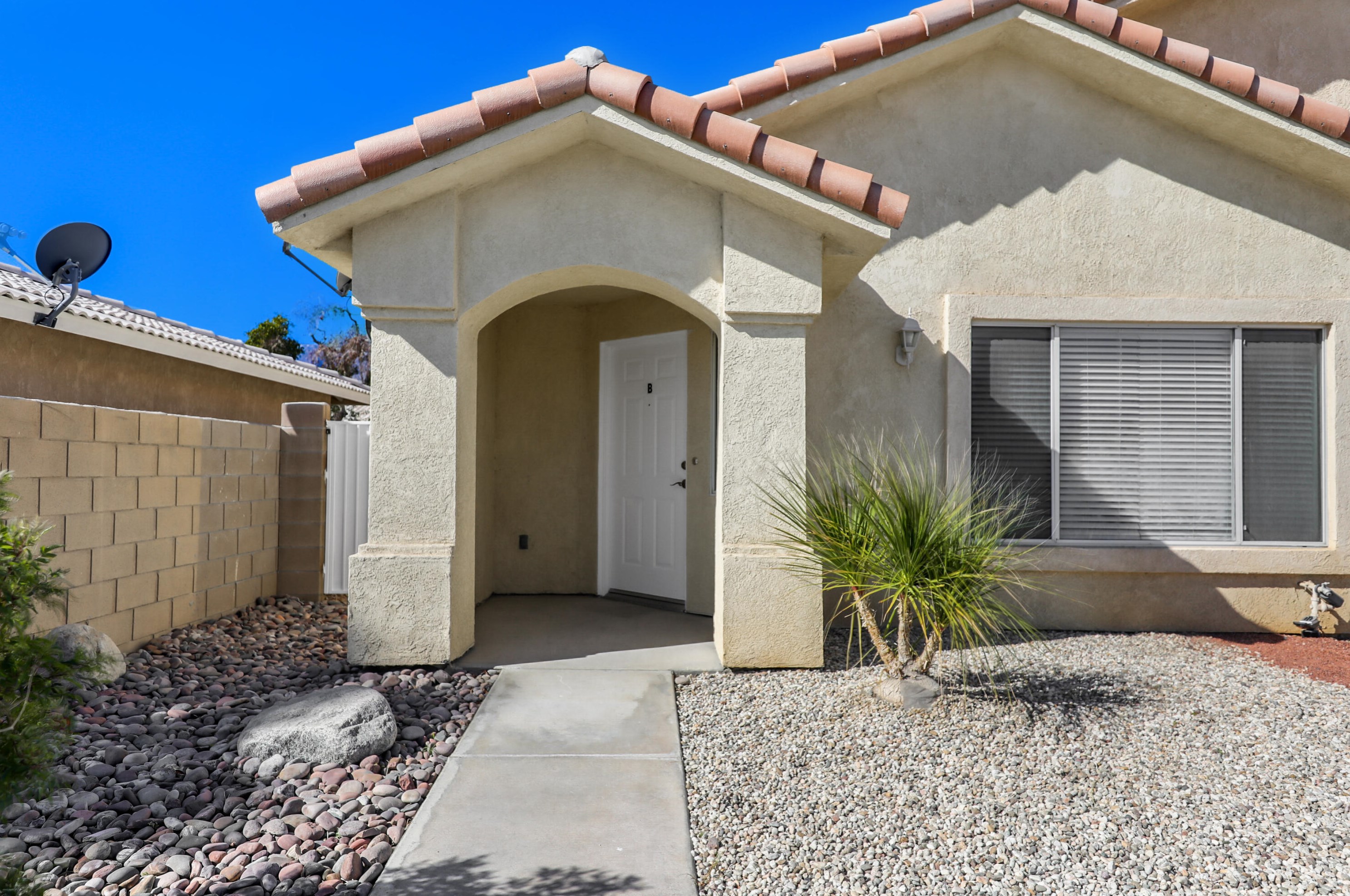 28175 Avenida La Paz, Cathedral City, CA 92234