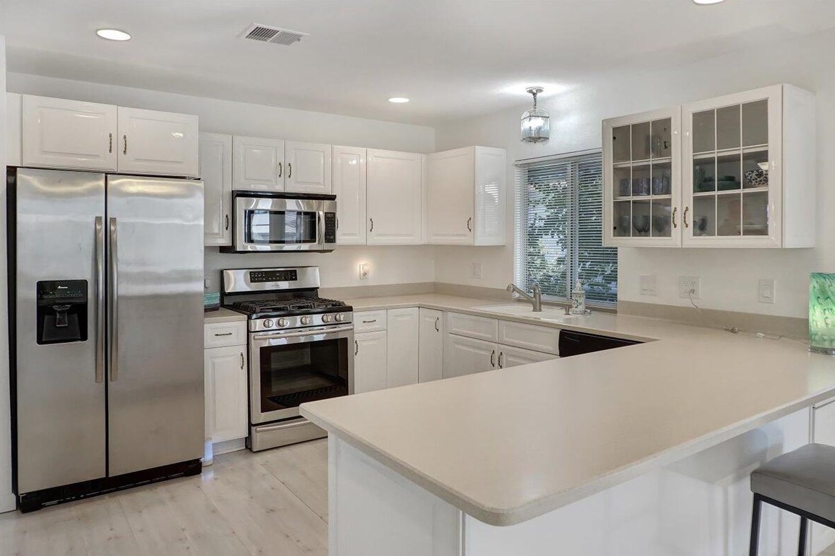 73427 Cabazon Peak Dr, Palm Desert CA  92260-1110 exterior