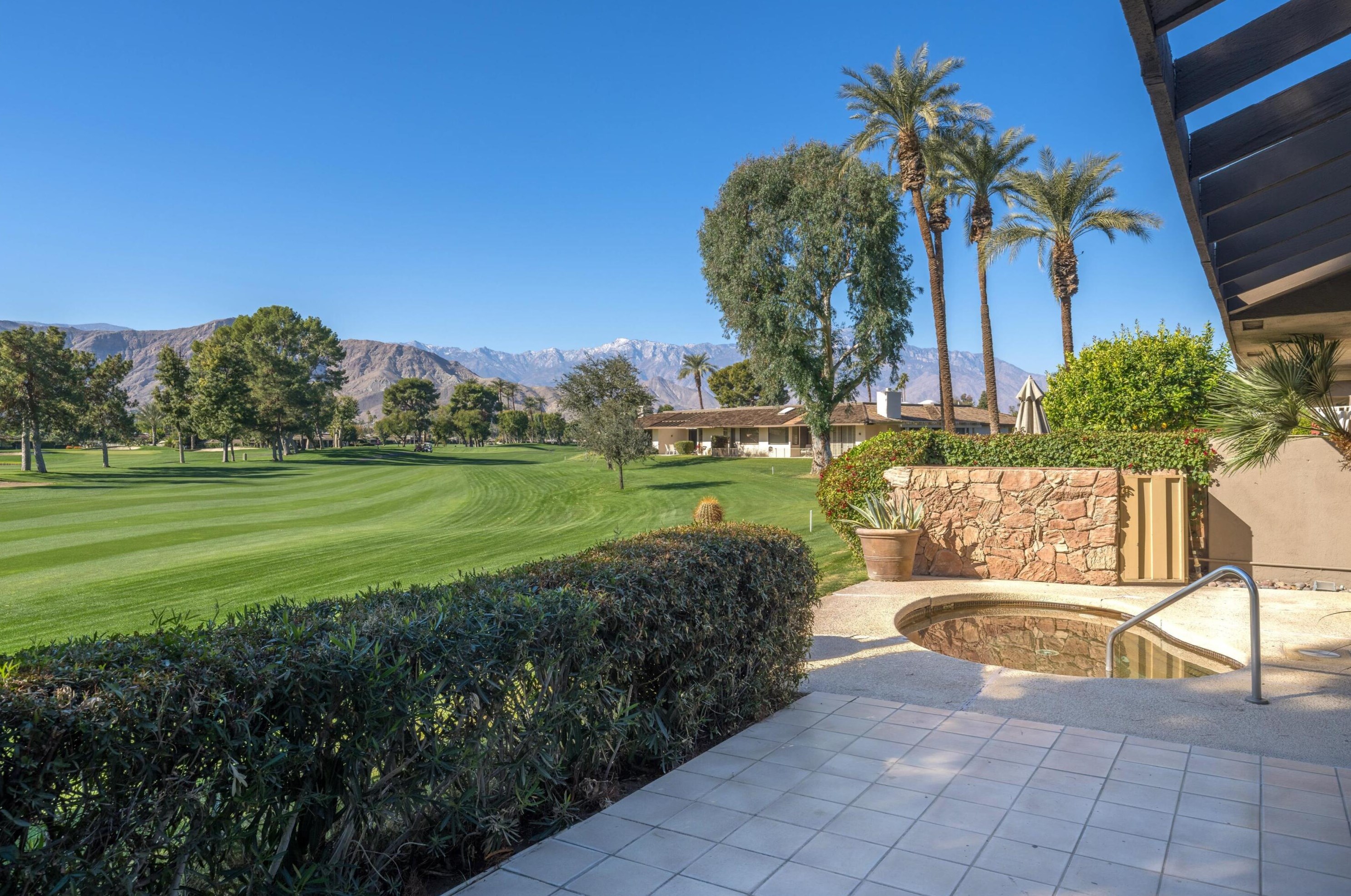 7 Whittier Ct, Rancho Mirage, CA 92270