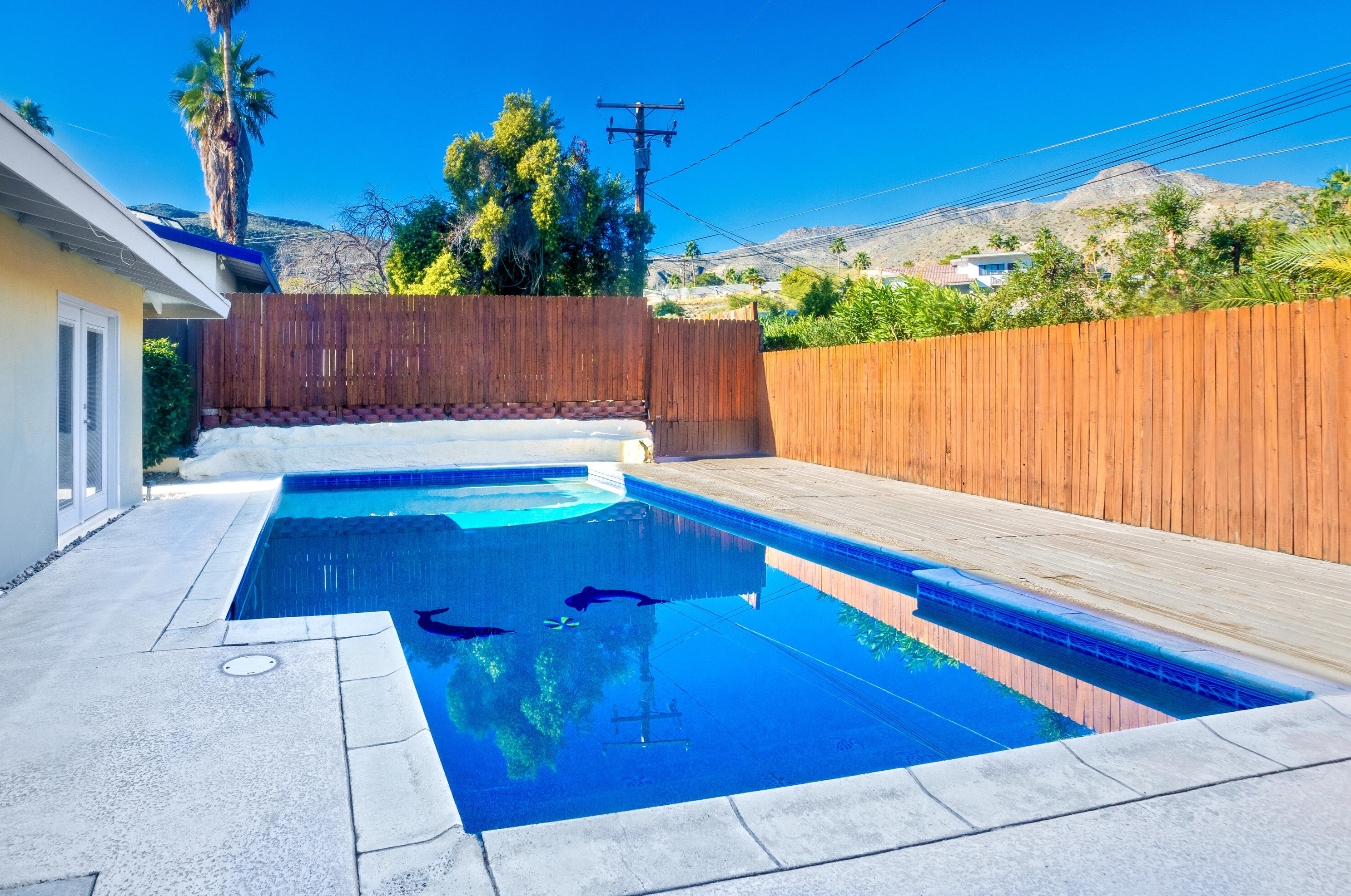 39361 Bel Air Dr, Cathedral City, CA 92234-2431