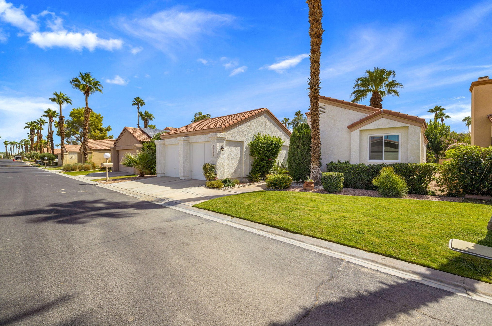77795 Sunnybrook Dr, Palm Desert, CA 92211-7251