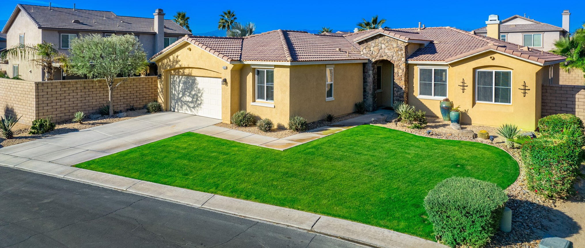 40385 Monza Ct, Indio, CA 92203-3801