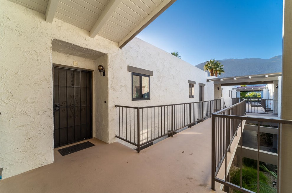 1050 E Ramon Road #77, Palm Springs, CA 92264