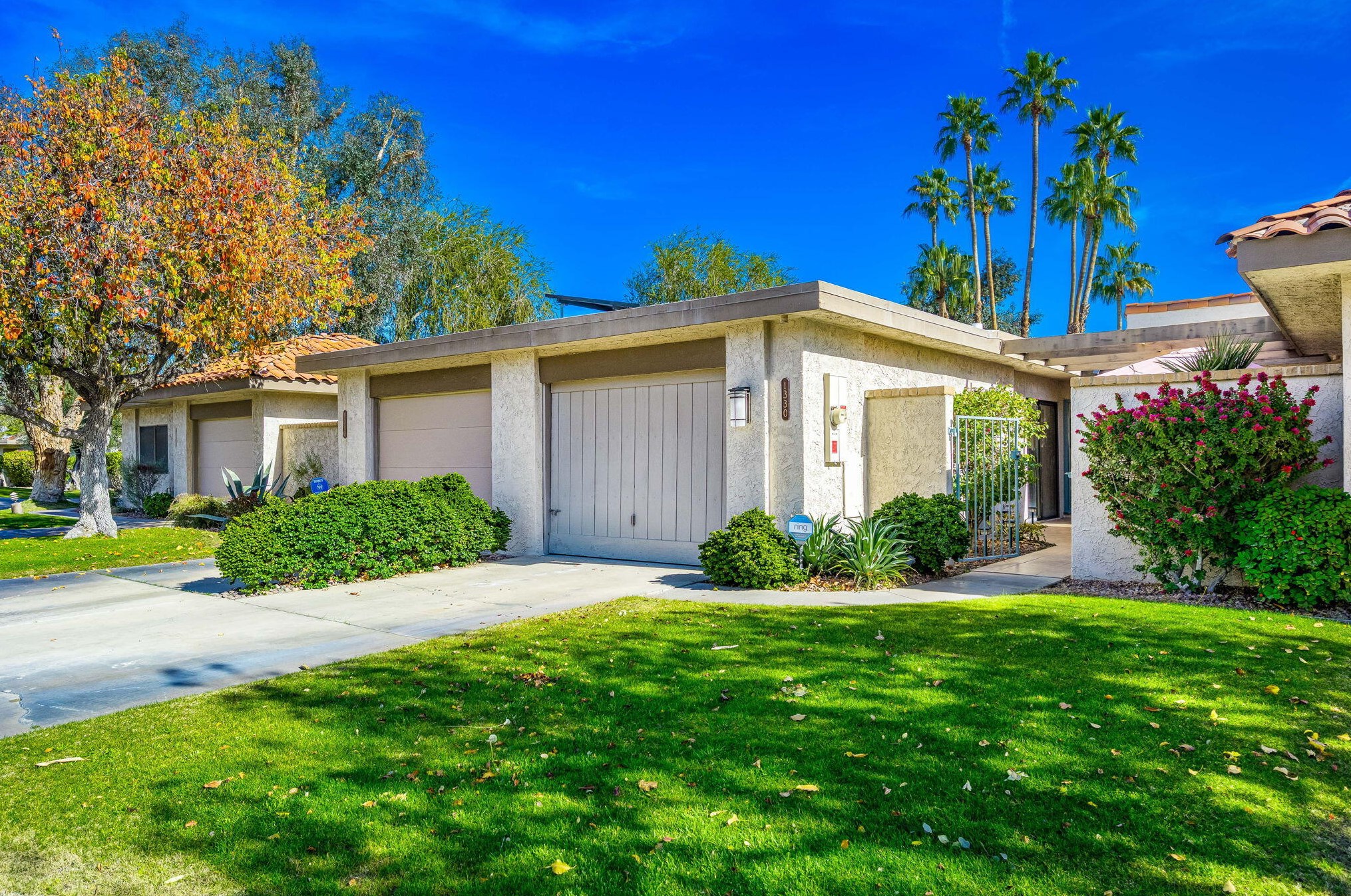 1330 Via Tenis, Palm Springs, CA 92262-5373