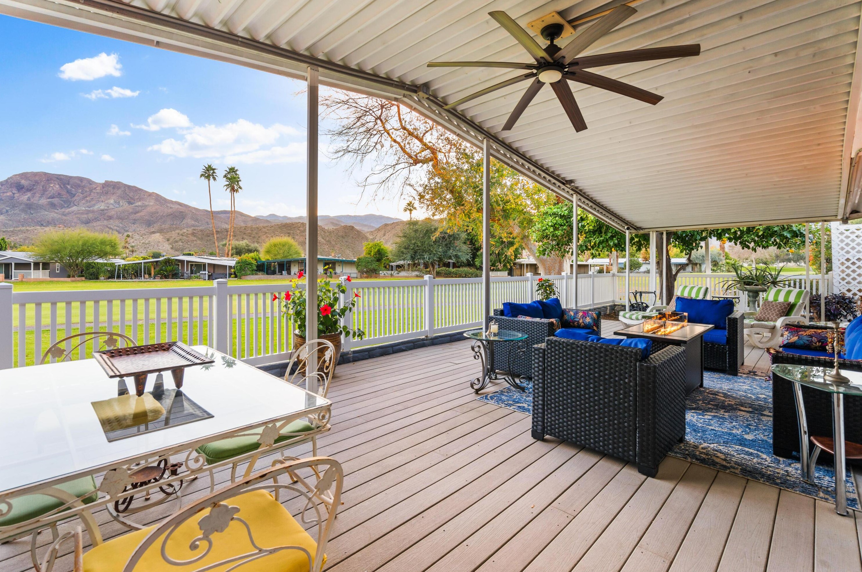 450 Paseo Perdido, Cathedral City CA  92234-1628 exterior