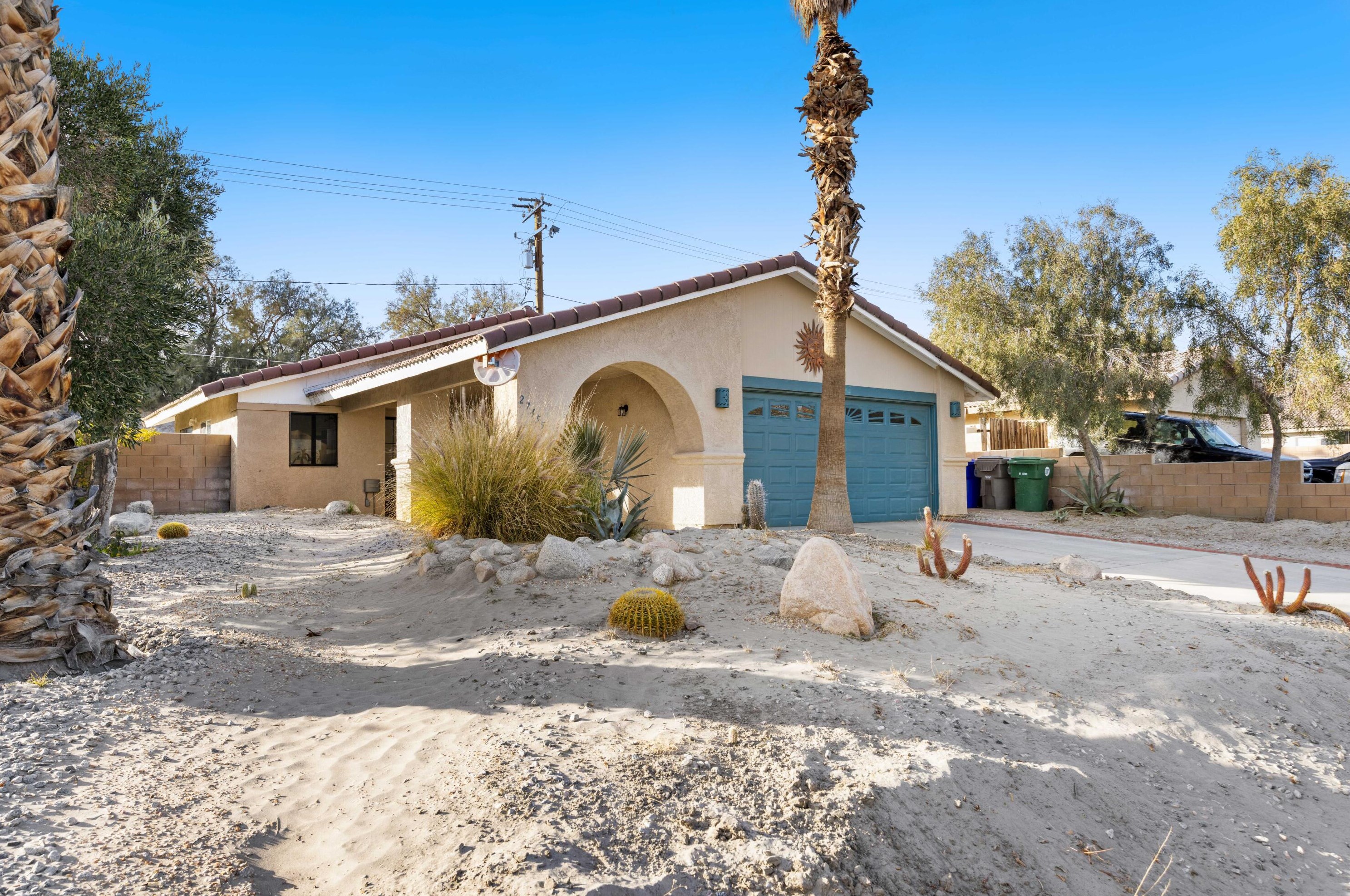 27455 Ventura Dr, Cathedral City, CA 92234
