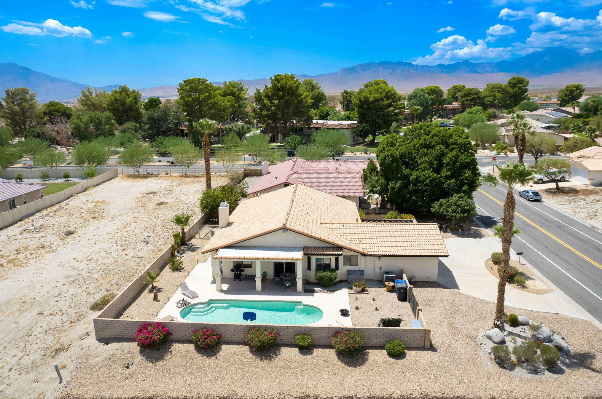 64329 Spyglass Ave, Desert Hot Springs CA  92240-1204 exterior