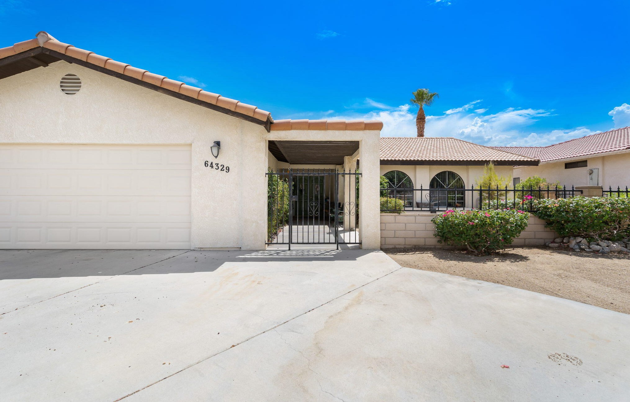 64329 Spyglass Ave, Desert Hot Springs CA  92240-1204 exterior