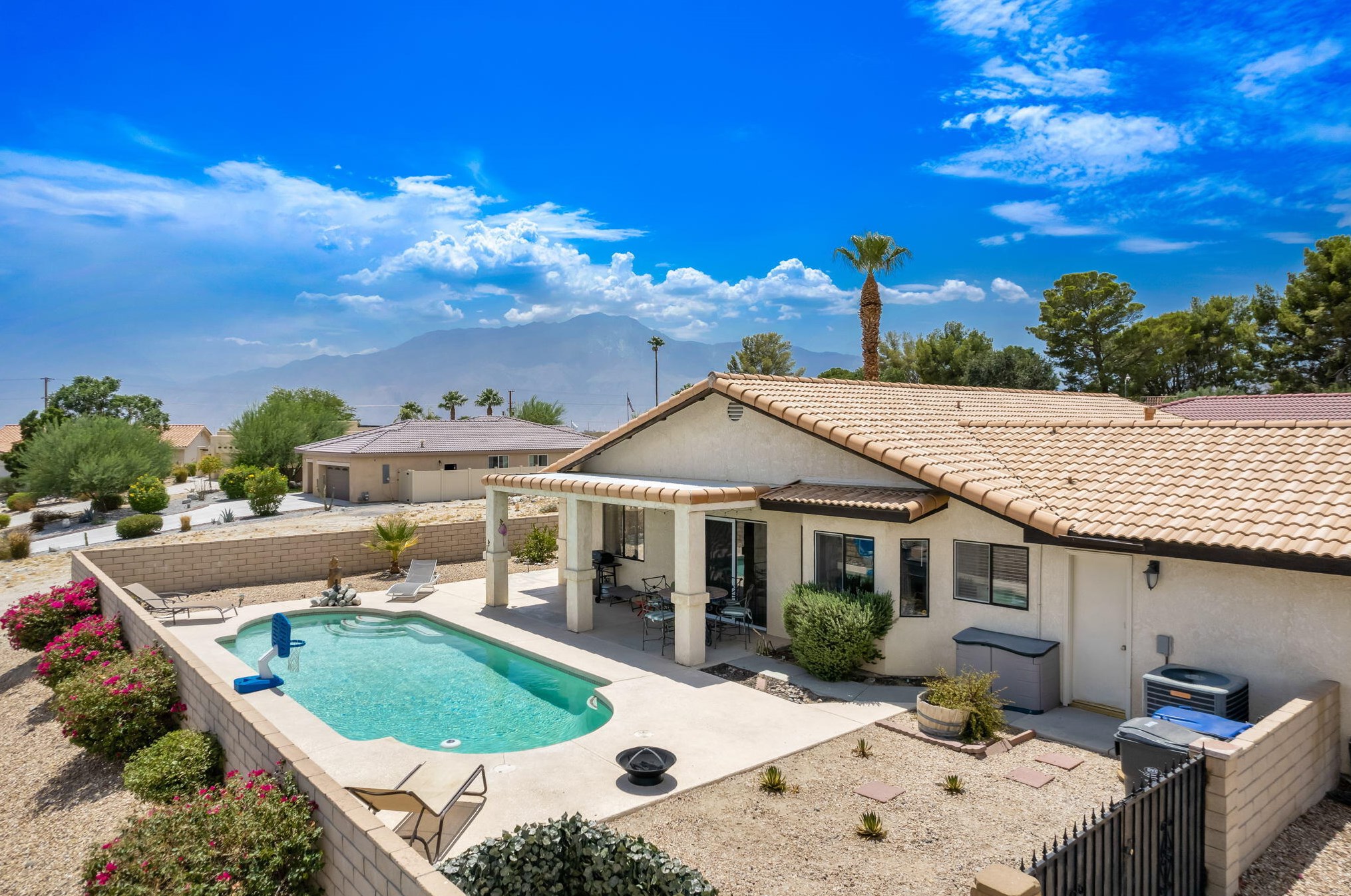 64329 Spyglass Ave, Desert Hot Springs CA  92240-1204 exterior