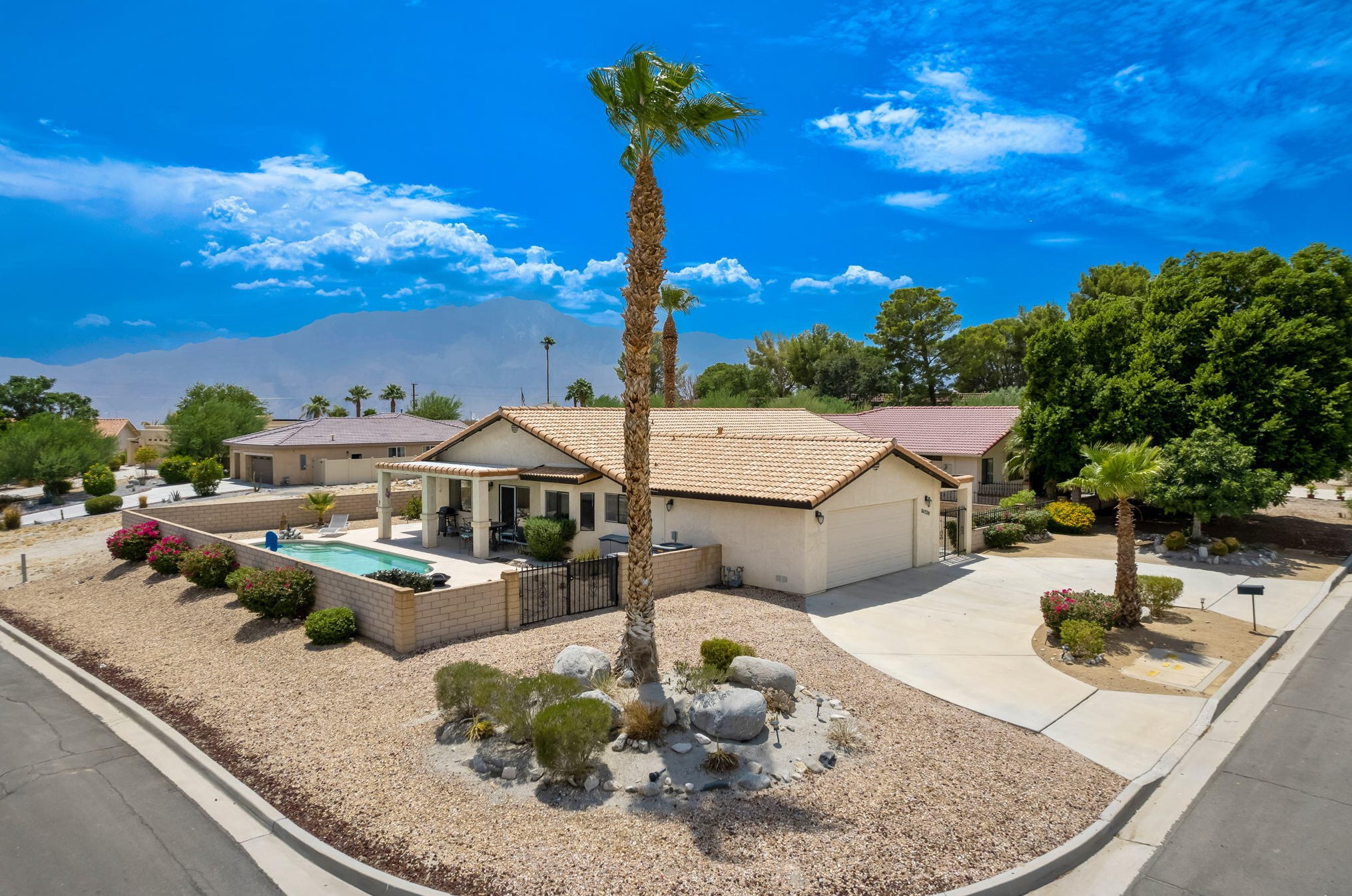 64329 Spyglass Ave, Desert Hot Springs CA  92240-1204 exterior
