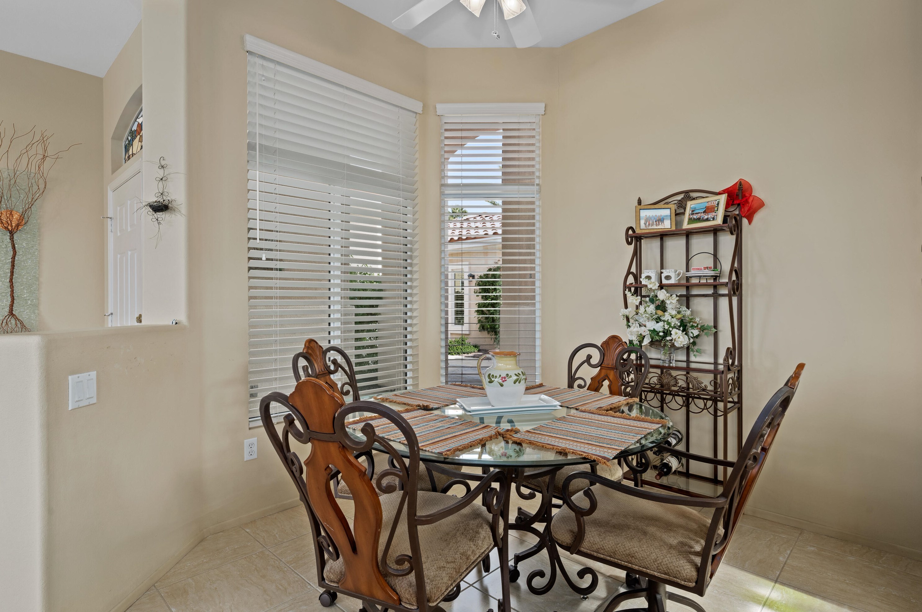 35127 Rosemont Dr, Palm Desert CA  92211-3742 exterior