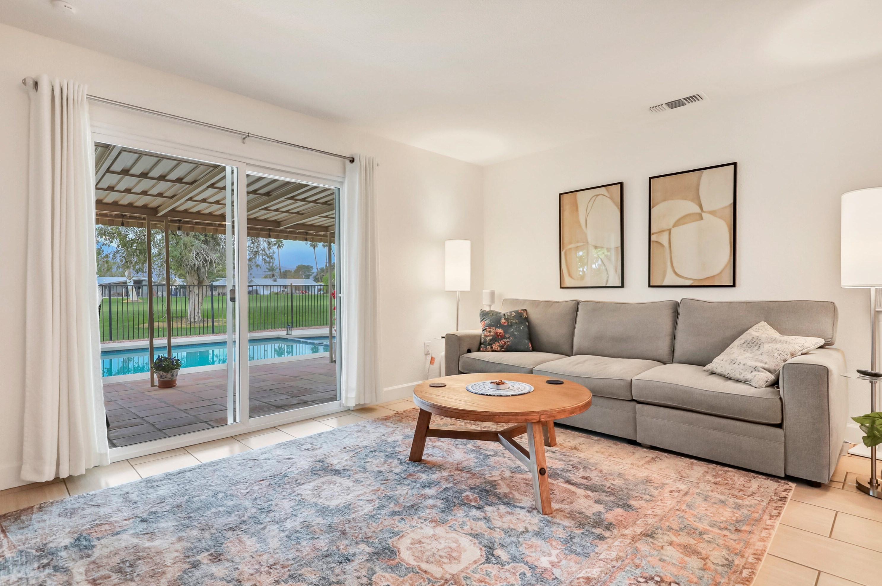 77265 Michigan Dr, Palm Desert CA  92211-7933 exterior